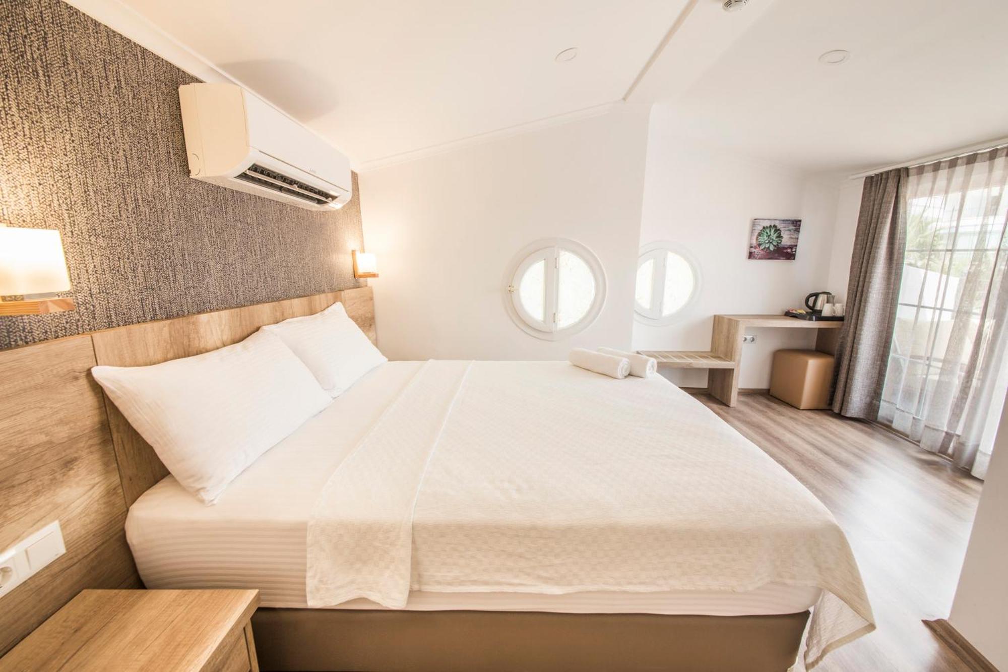 dekatria rooms&aparts - Image 17