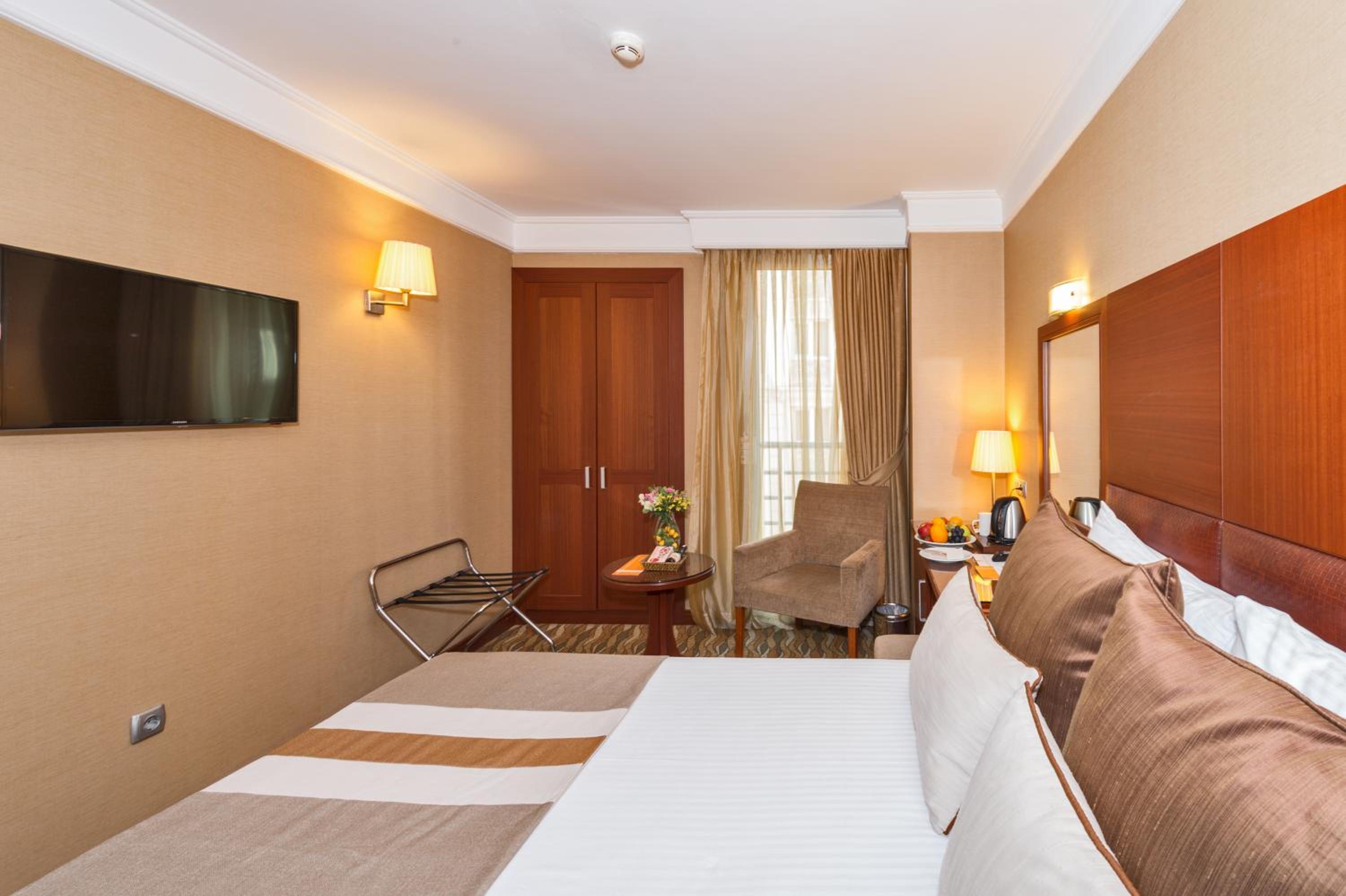 Vicenza Hotel - Image 17