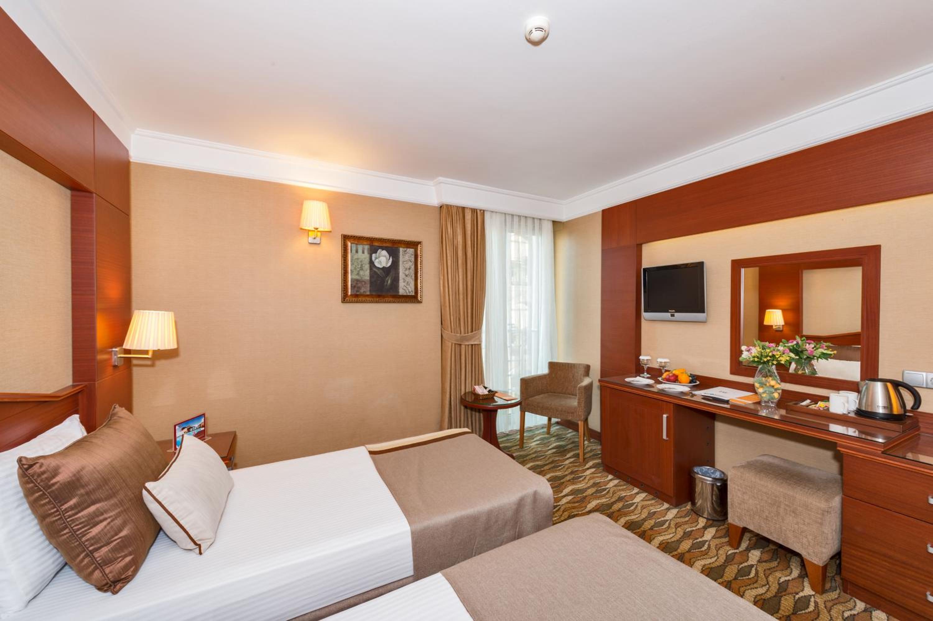 Vicenza Hotel - Image 14