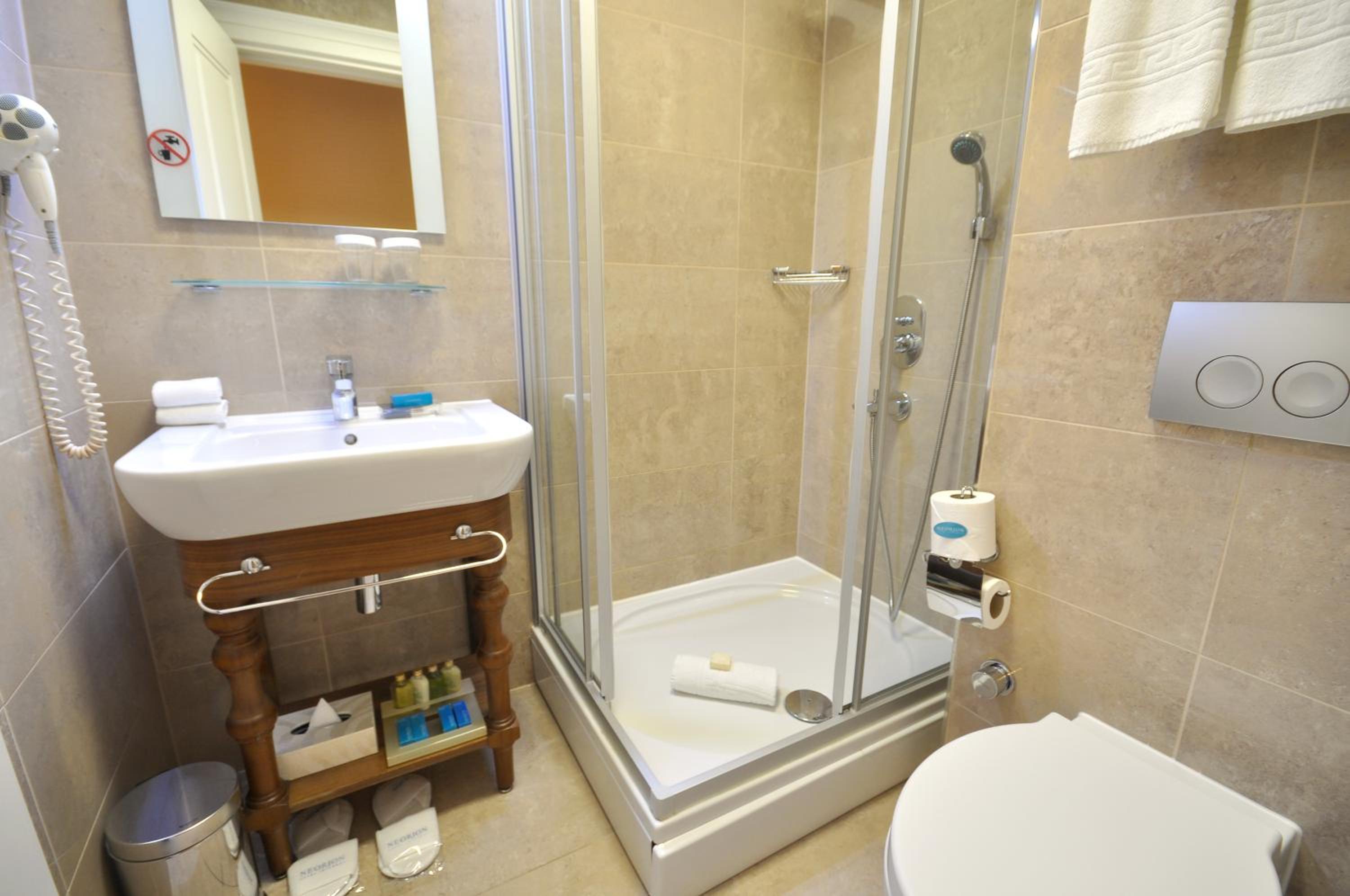 Neorion Otel - Özel Sınıf - Image 56