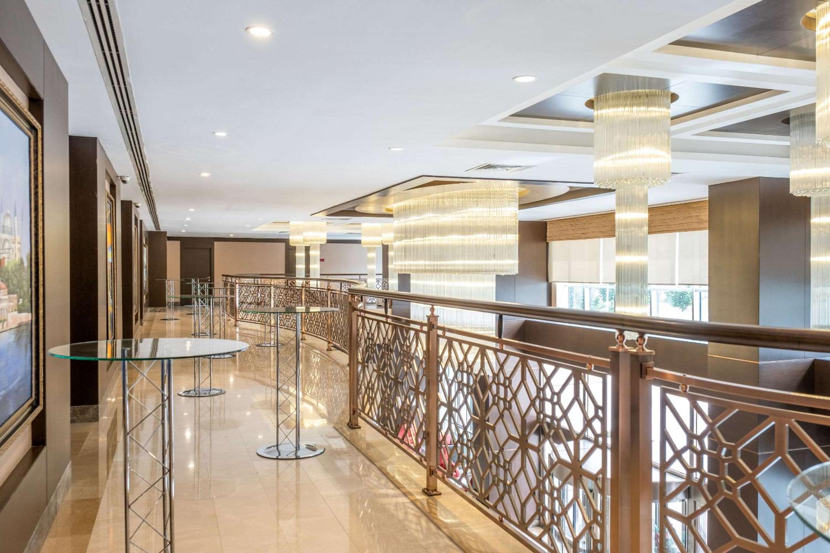 Clarion Otel İstanbul Mahmutbey - Image 98