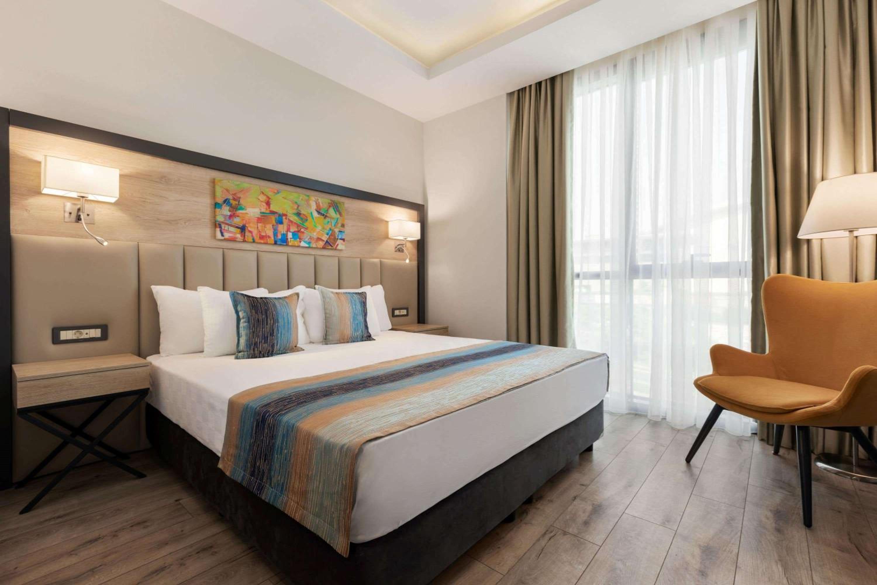 Ramada Encore By Wyndham İstanbul Basin Express - Image 52