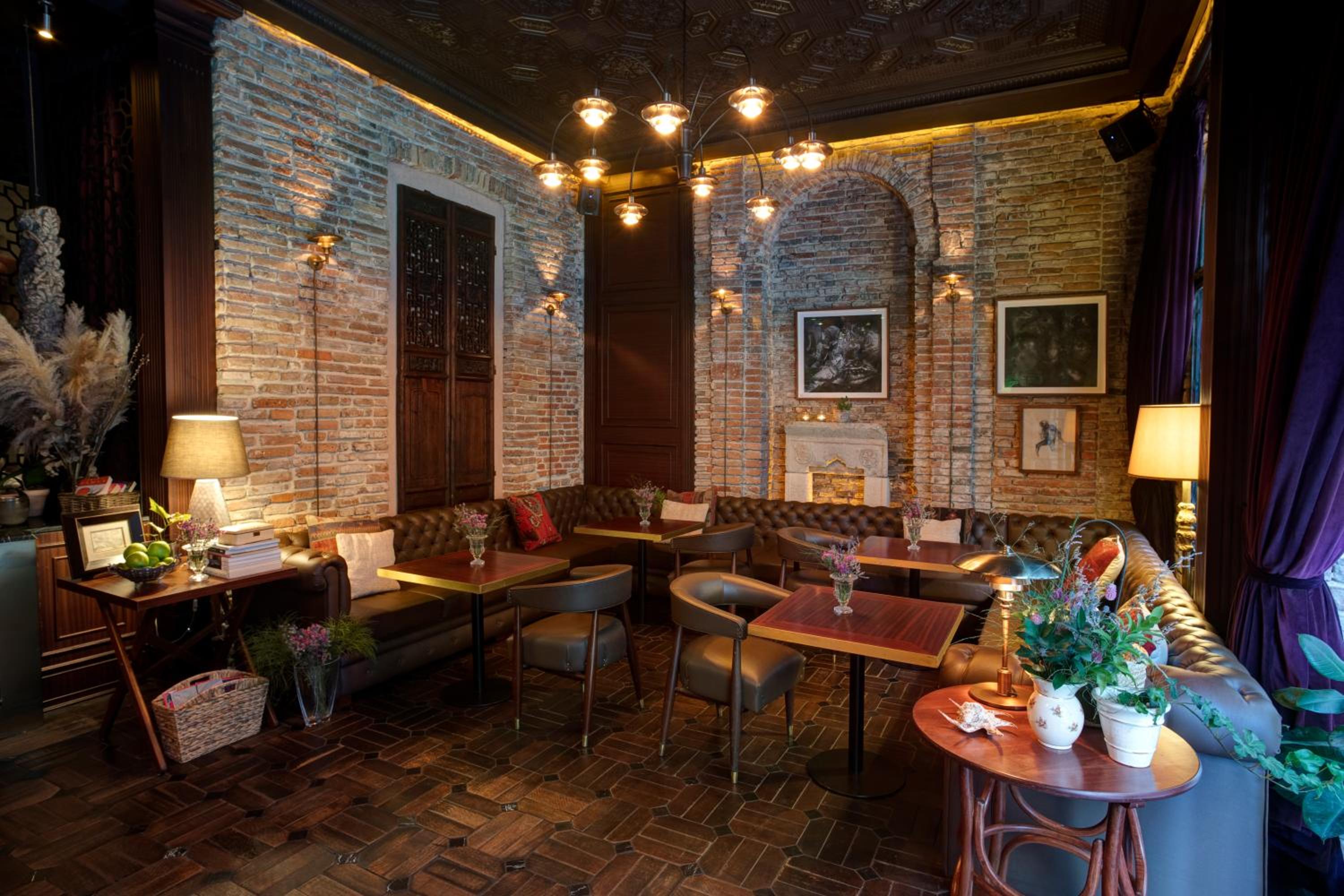 Georges Otel Galata - Image 25