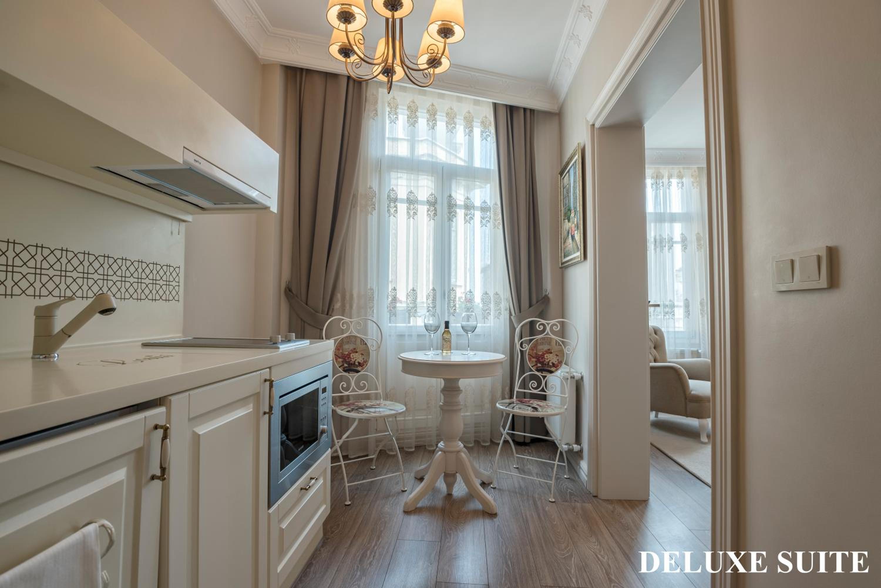 Louis Appartements Galata - Image 25