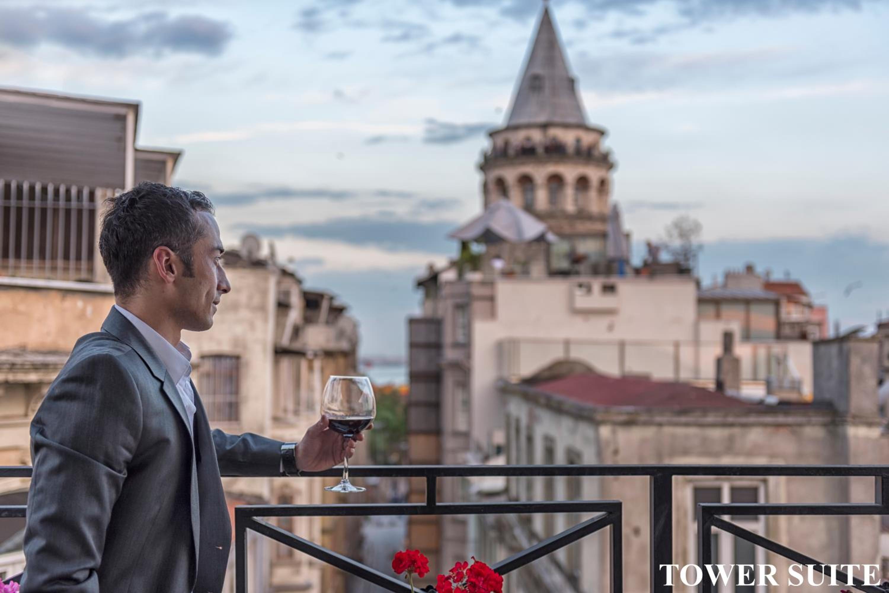 Louis Appartements Galata - Image 7