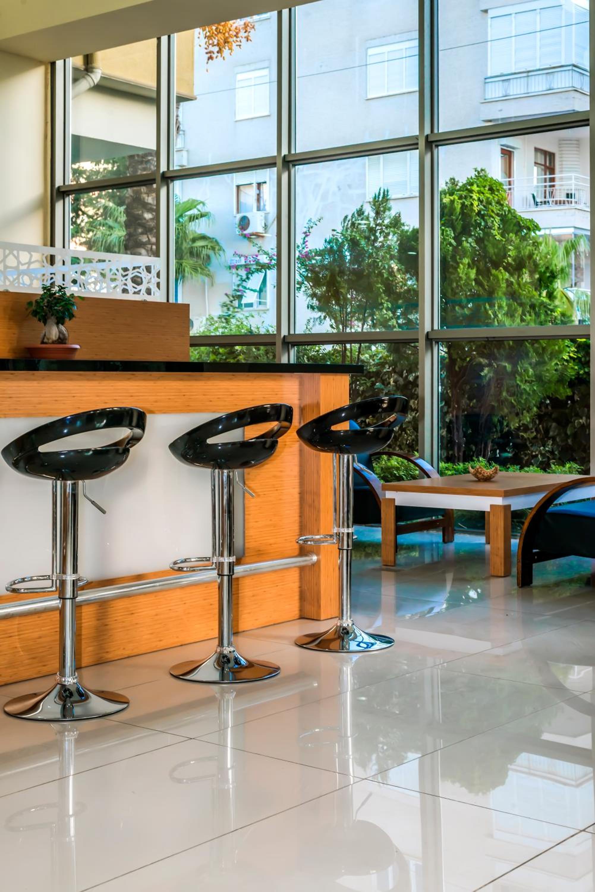 Santa Marina Hotel - Image 29