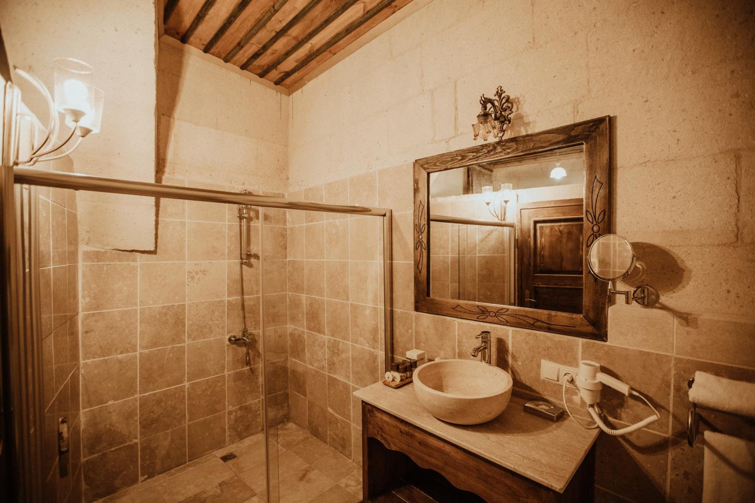Alia Cave Hotel - Image 22