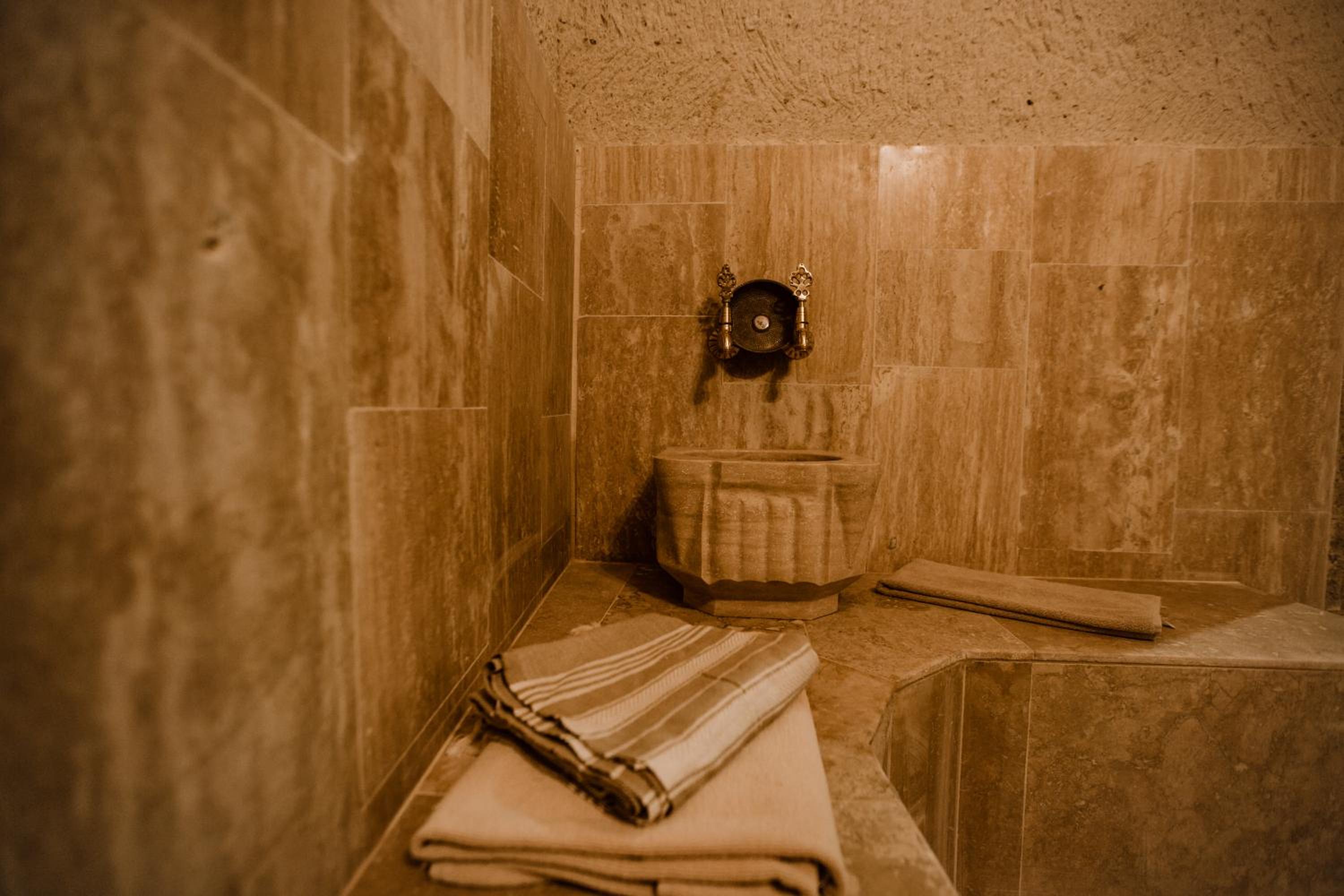 Alia Cave Hotel - Image 19