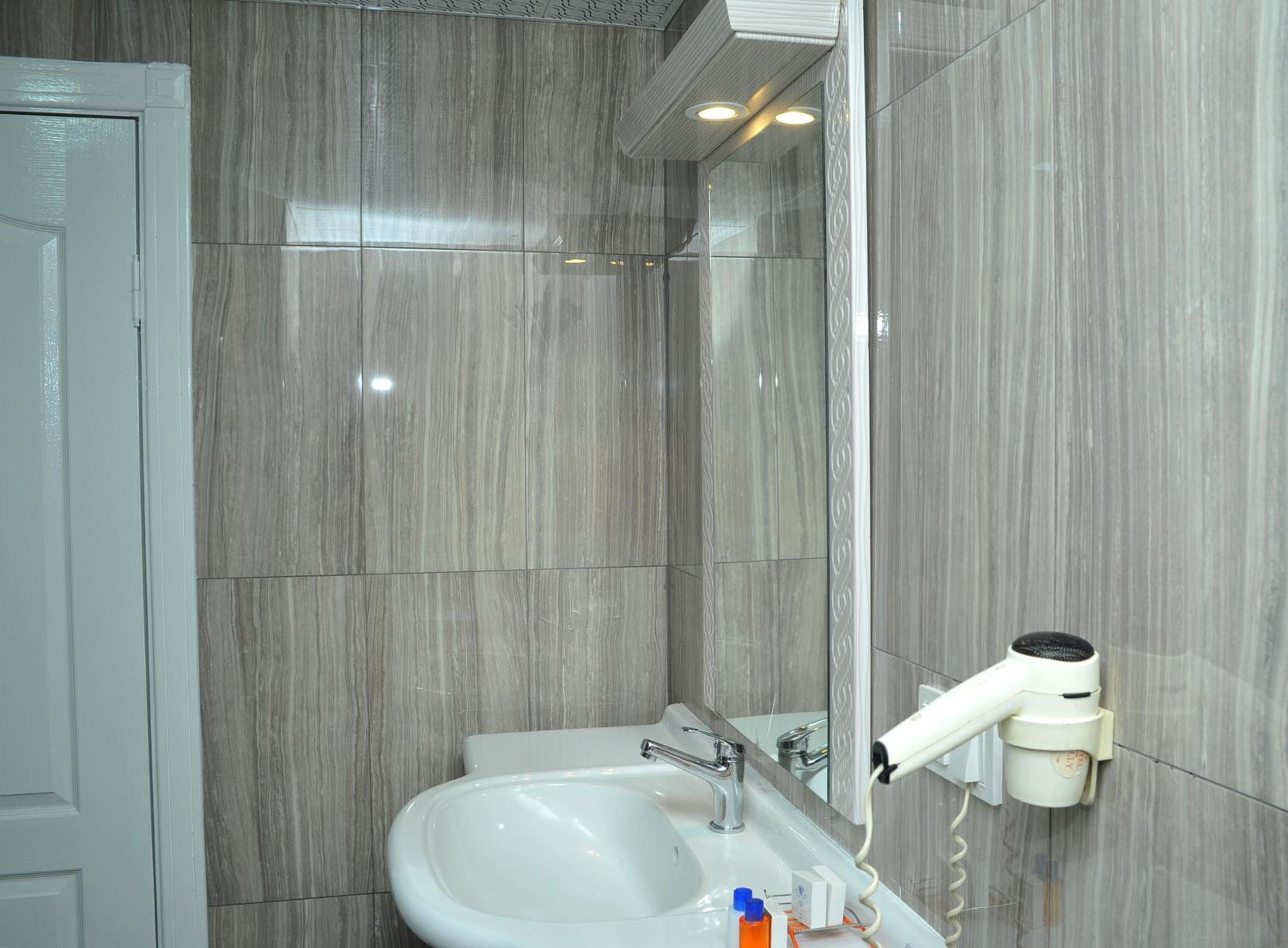 Lion City Hotel Ankara - Image 22