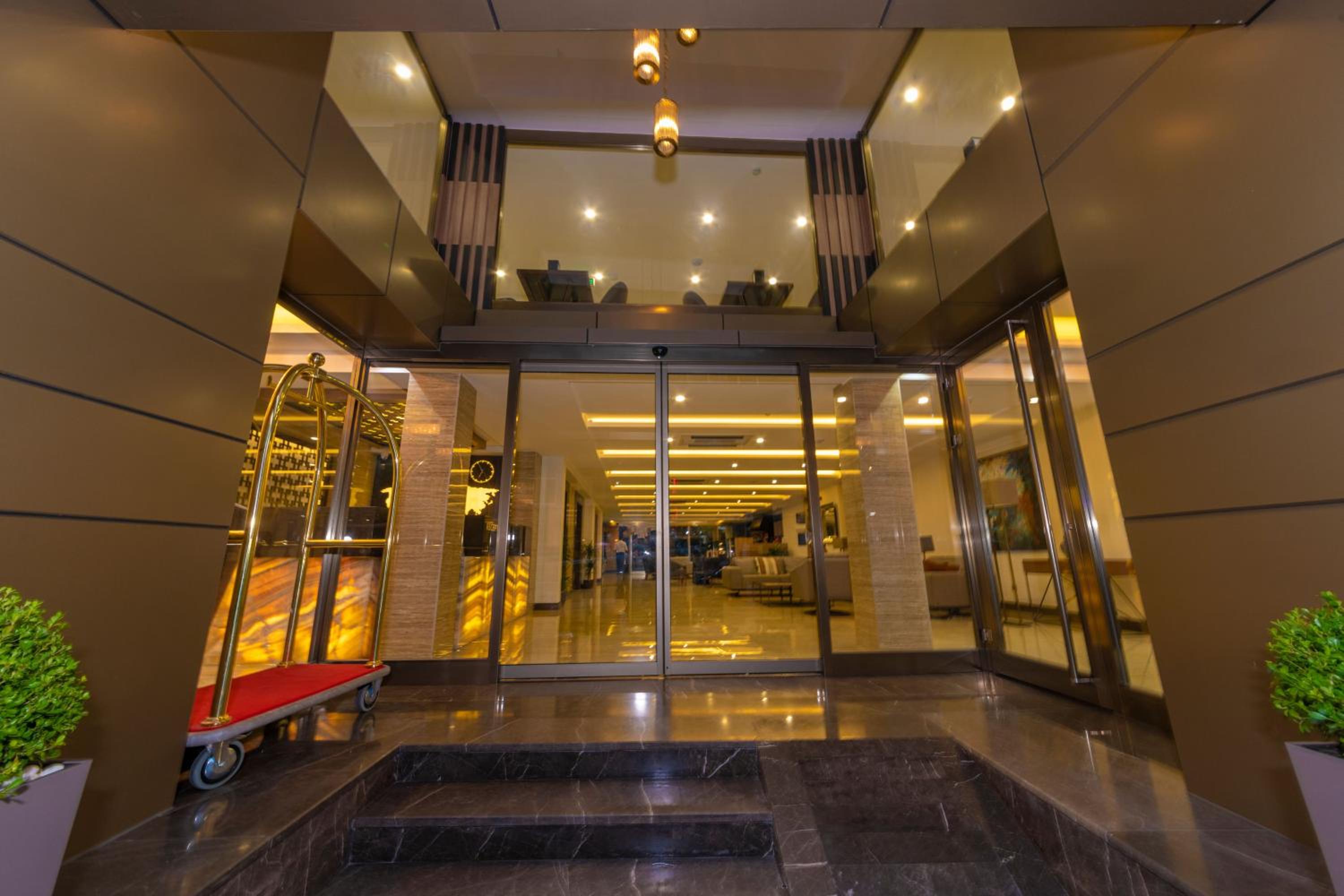 38 Otel - Image 8