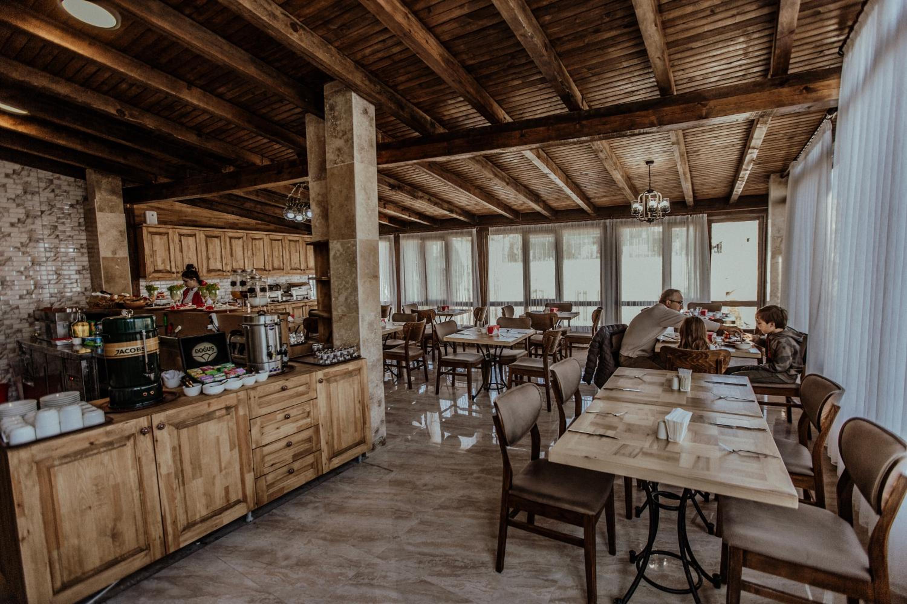 Alia Cave Hotel - Image 12