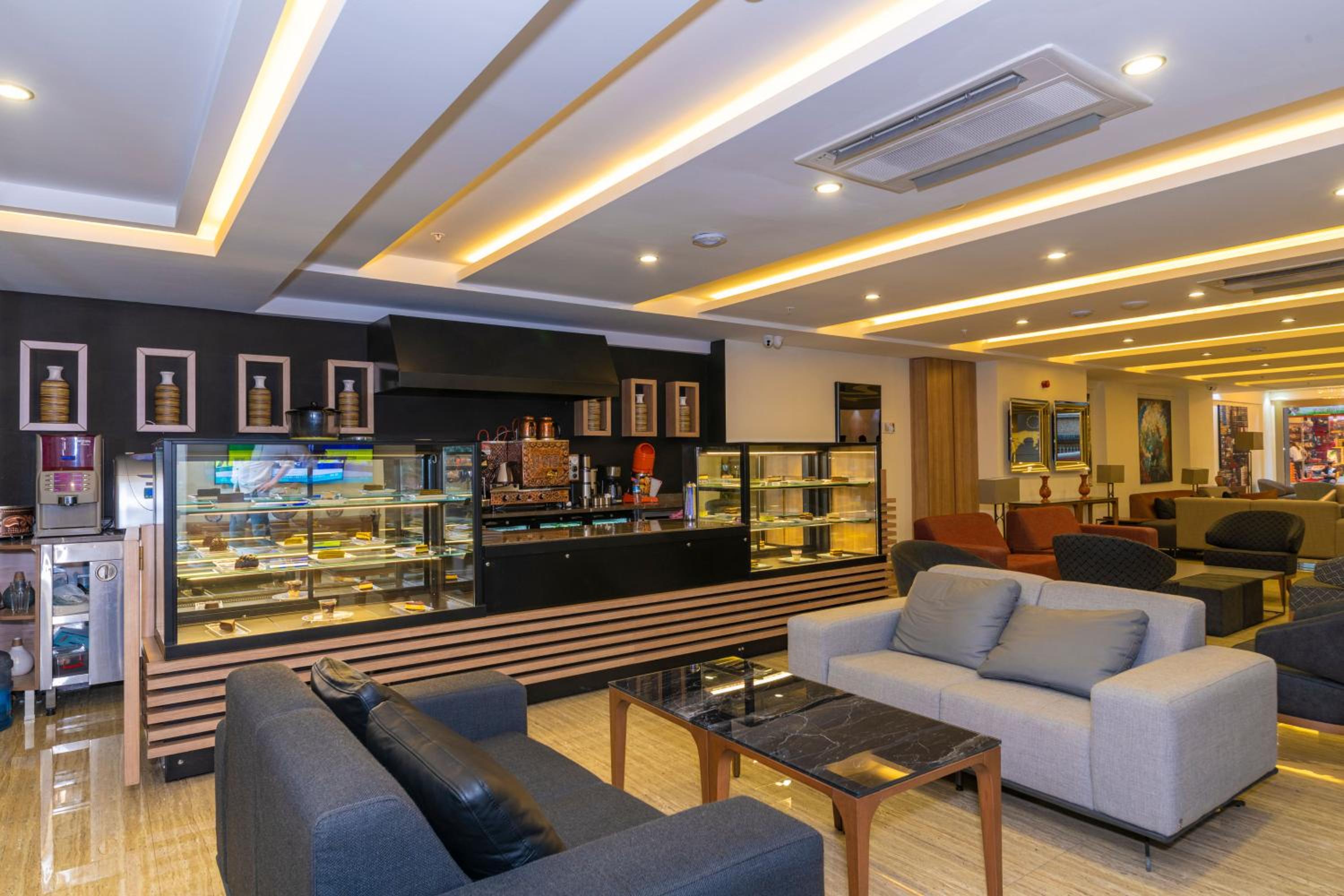 38 Otel - Image 155