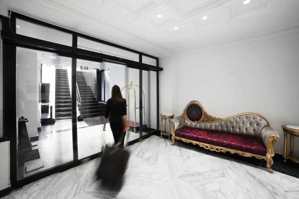 Beyaz Monarch Otel - Image 28