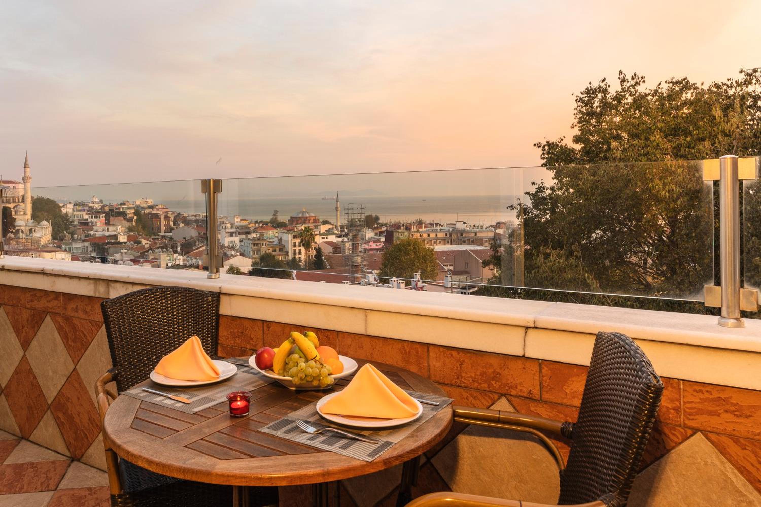 Grand Yavuz Hotel Sultanahmet - Image 25