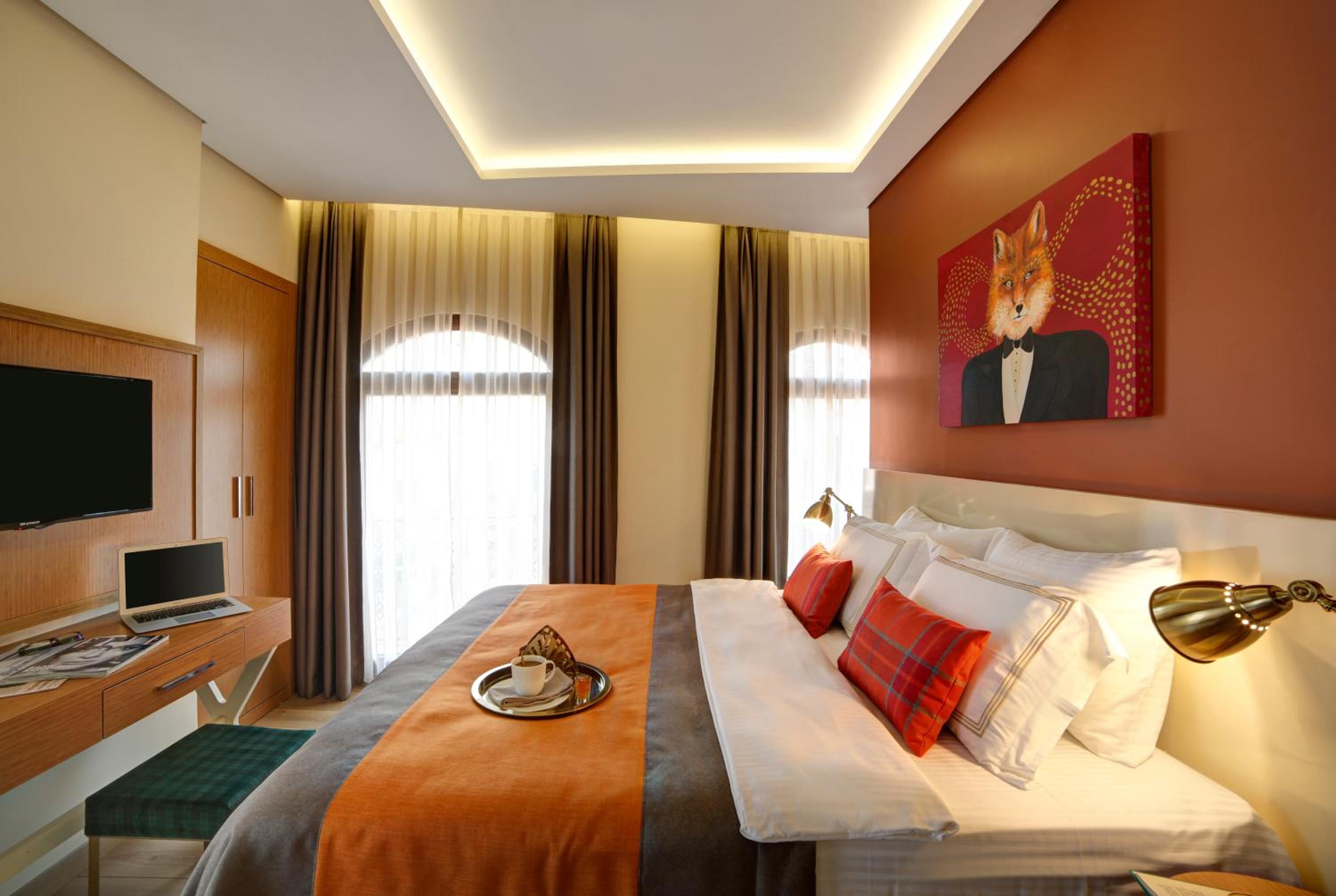 The Fox Otel - Image 45