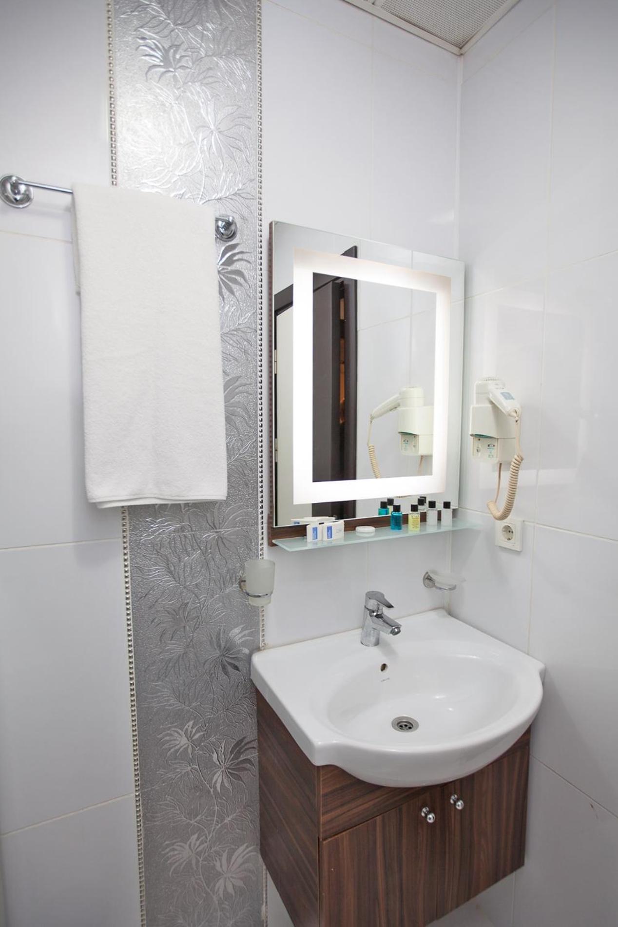 Hotel Bulvar Istanbul - Image 17