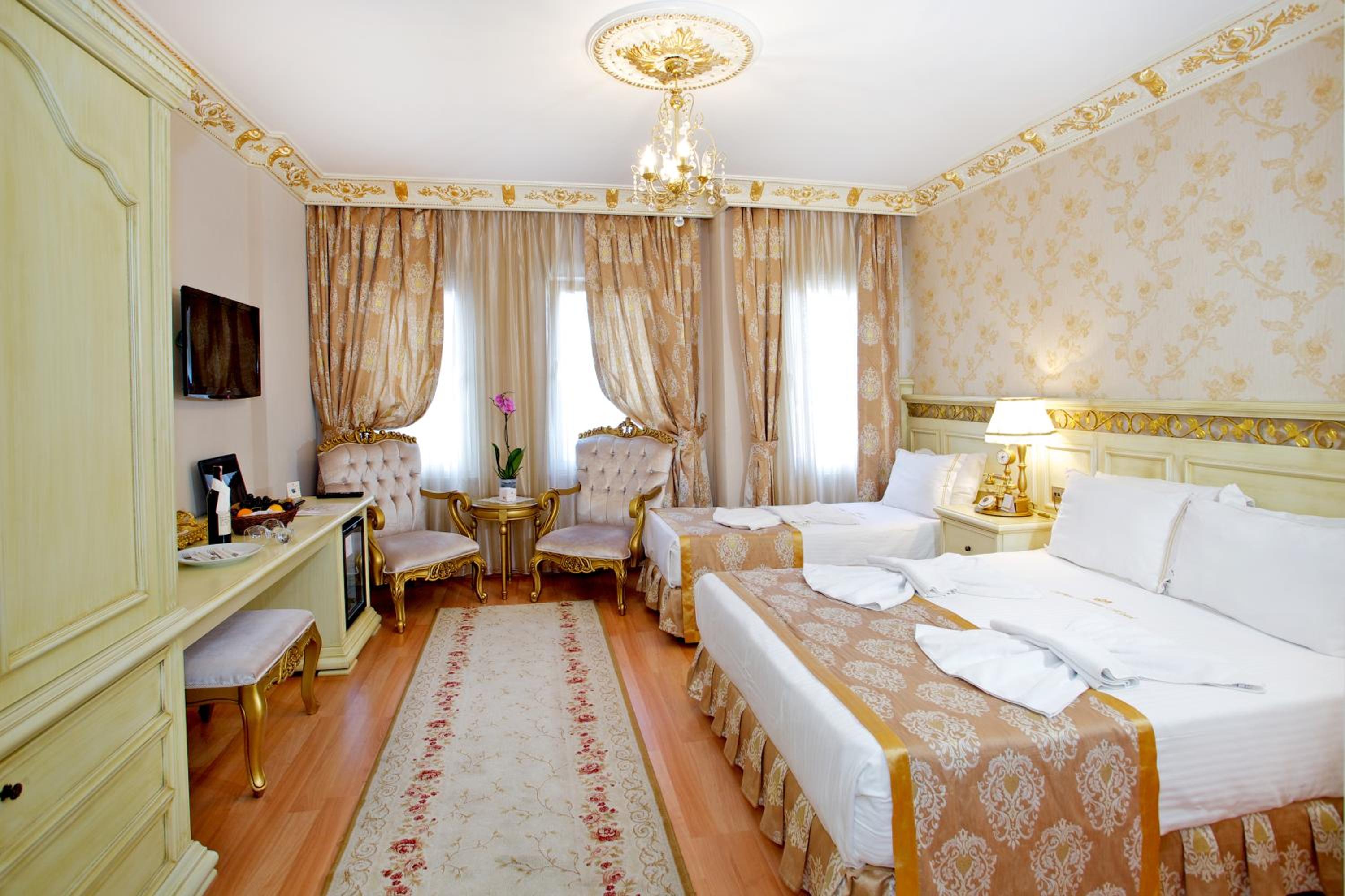 White House Hotel Istanbul - Image 8
