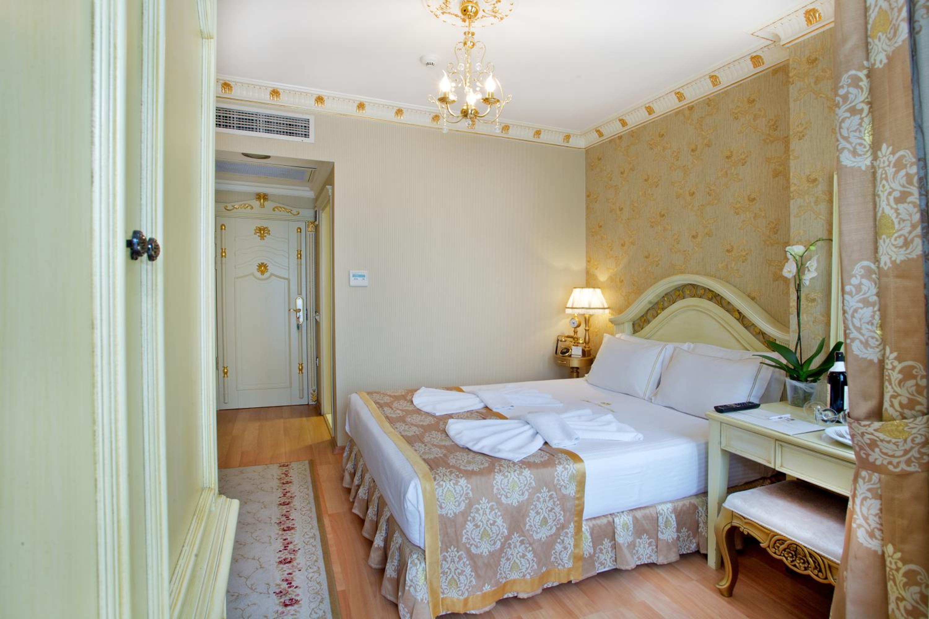 White House Hotel Istanbul - Image 30