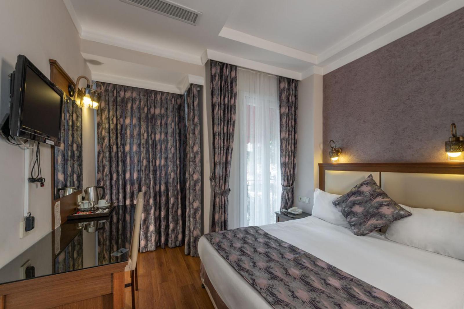Aristocrat Hotel - Image 113