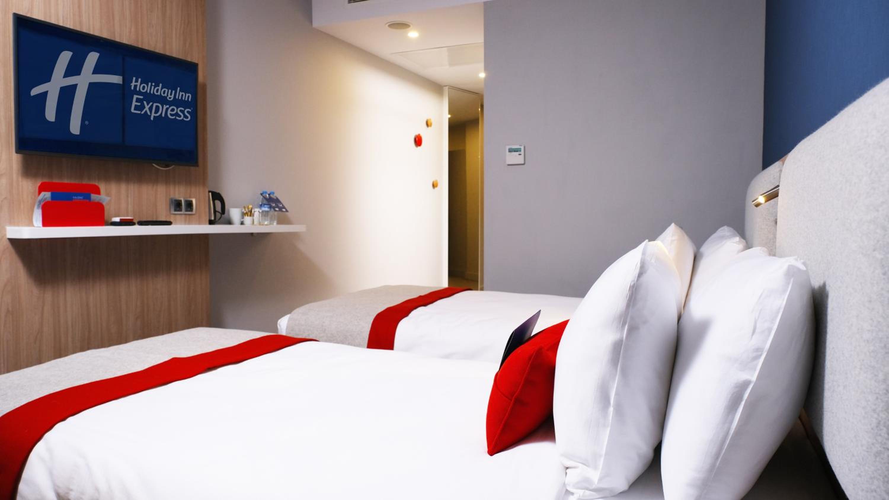 Holiday Inn Express - Istanbul - Atakoy Metro, an IHG Hotel - Image 34