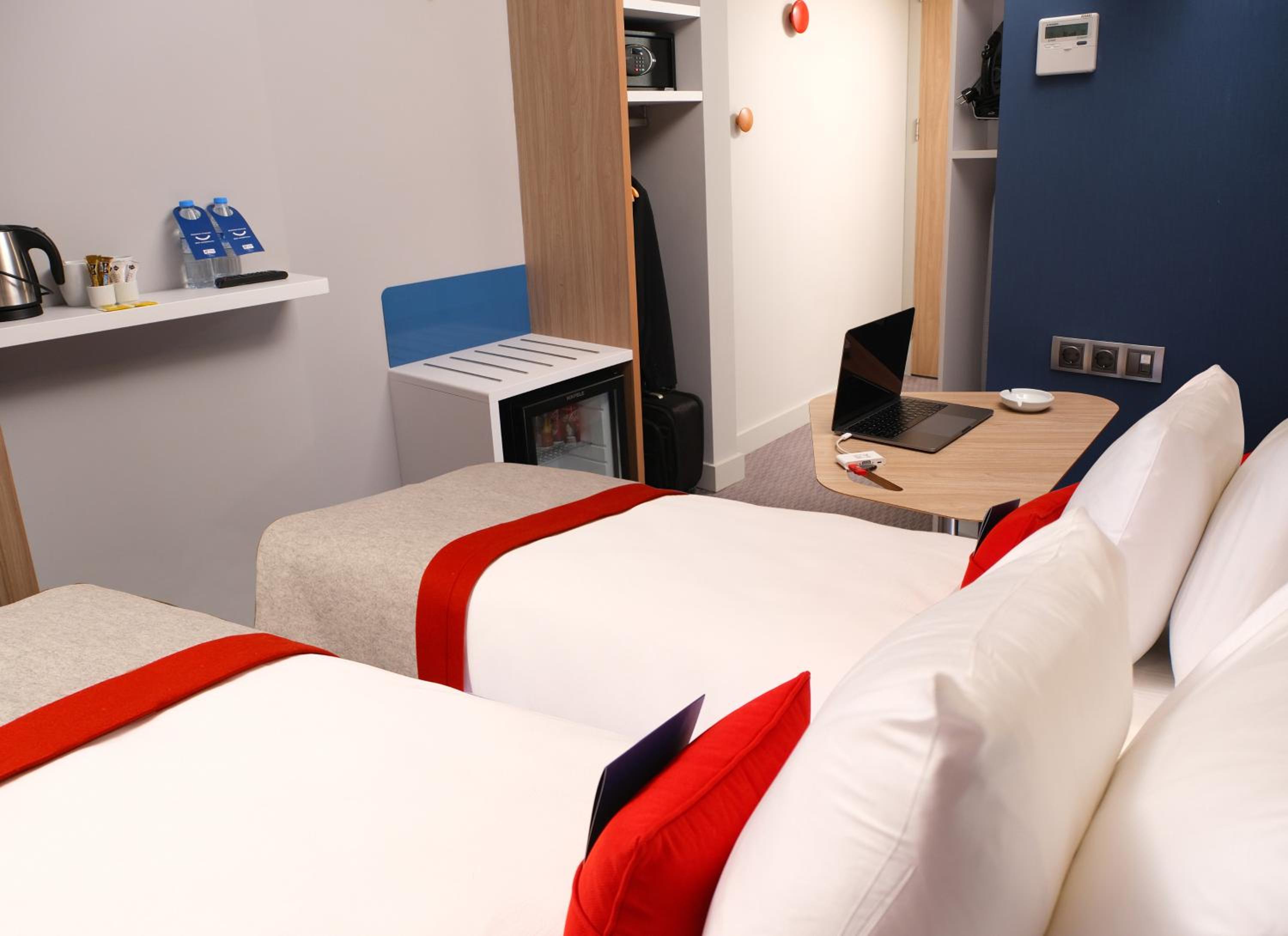 Holiday Inn Express - Istanbul - Atakoy Metro, an IHG Hotel - Image 70