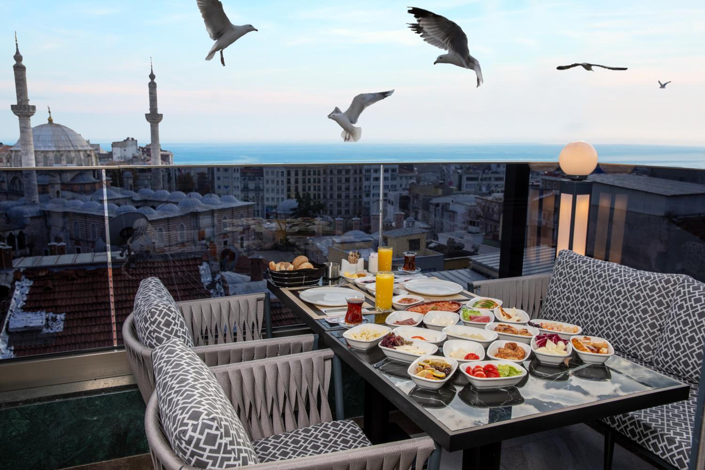 Beethoven Senfoni Otel - Image 18