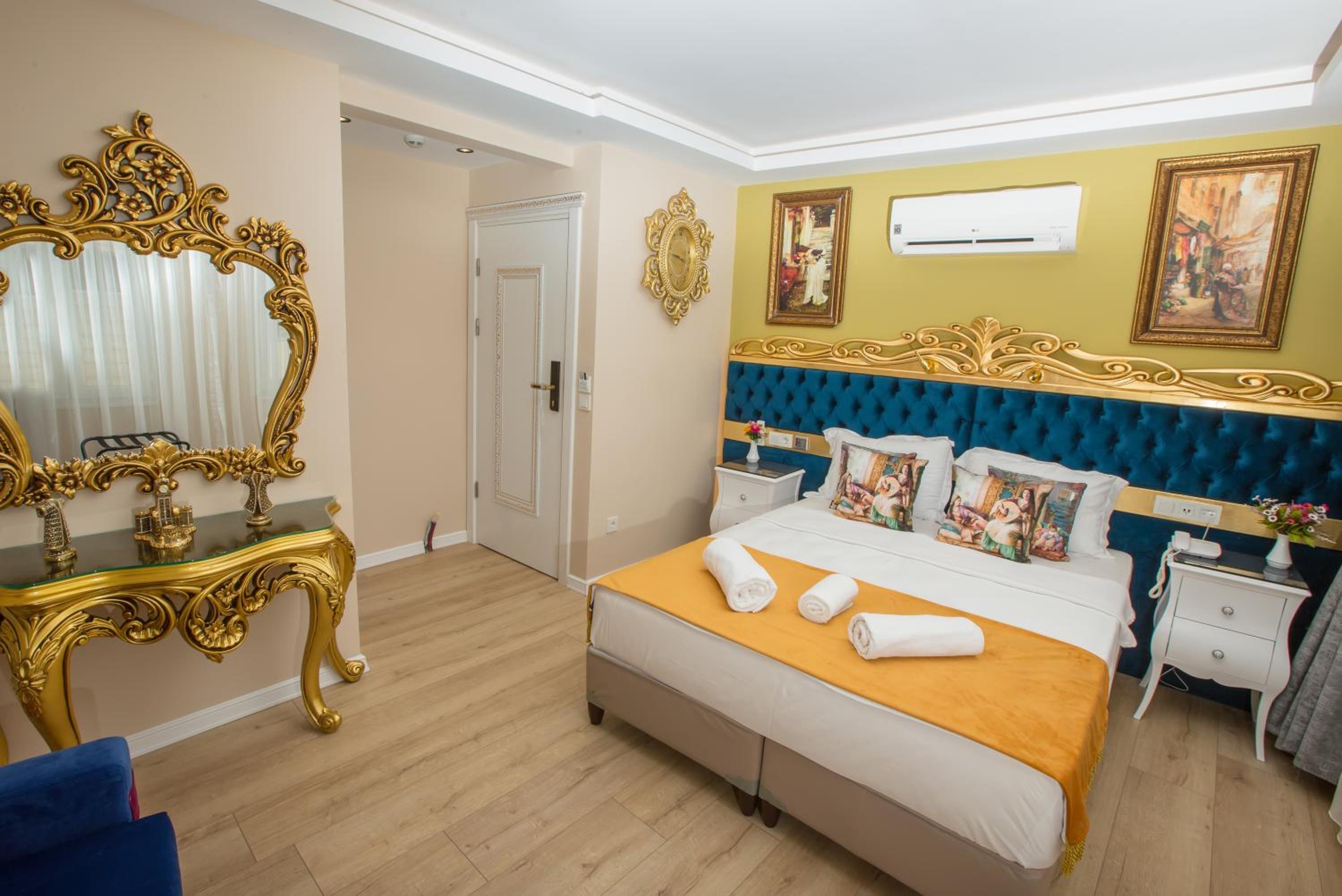Atlantis Royal Otel - Image 23