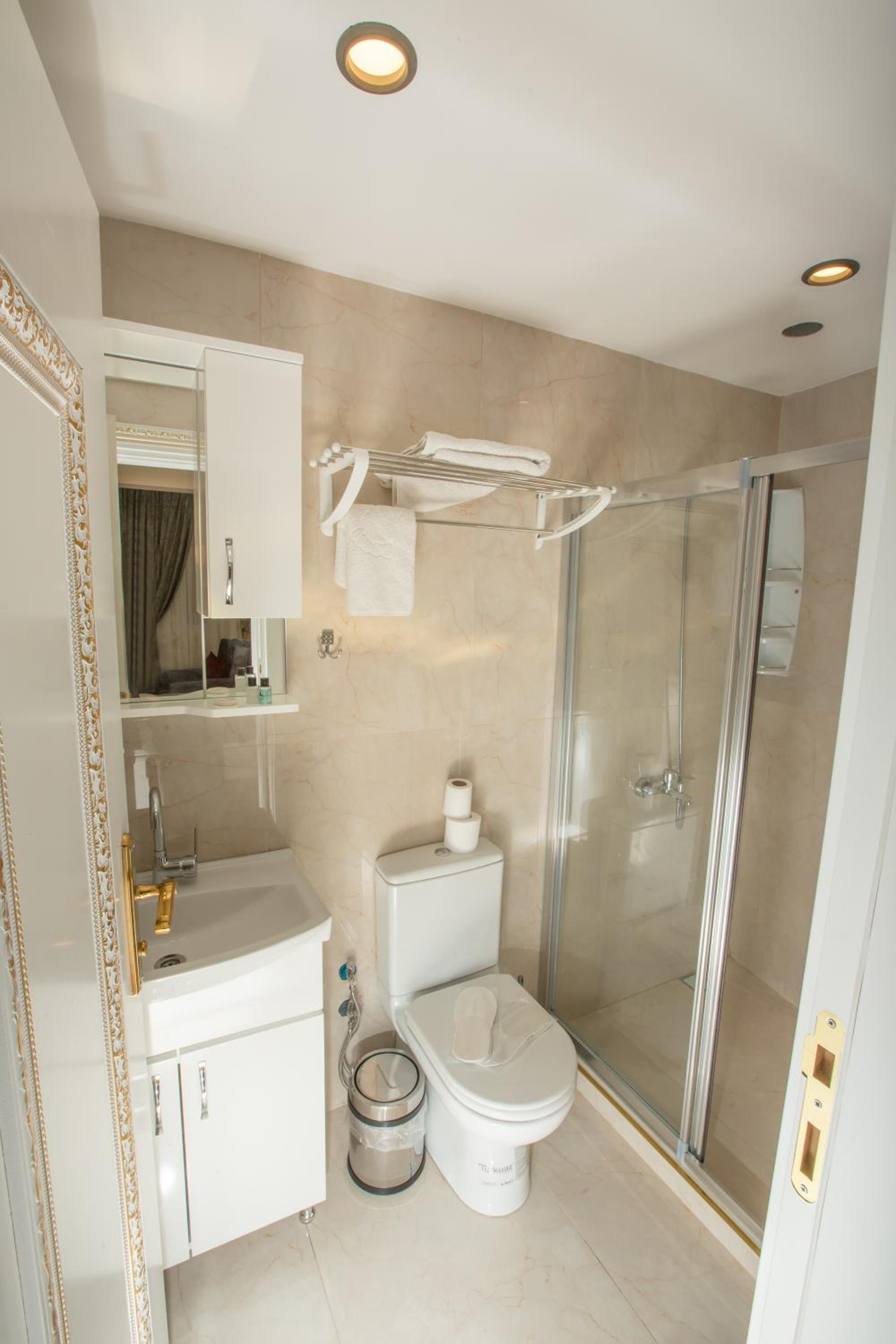 Atlantis Royal Otel - Image 55