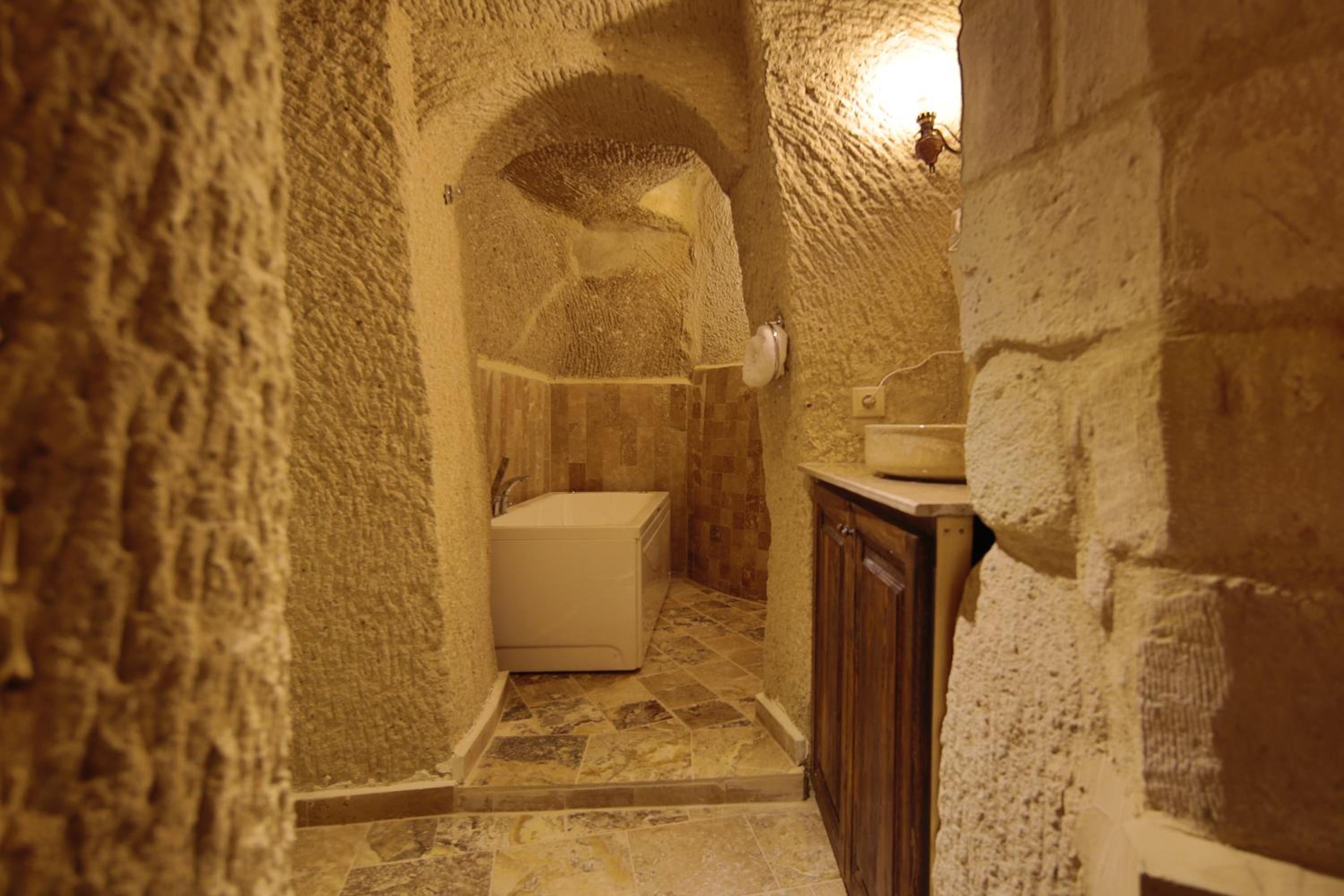 Hidden Cave Hotel - Image 121