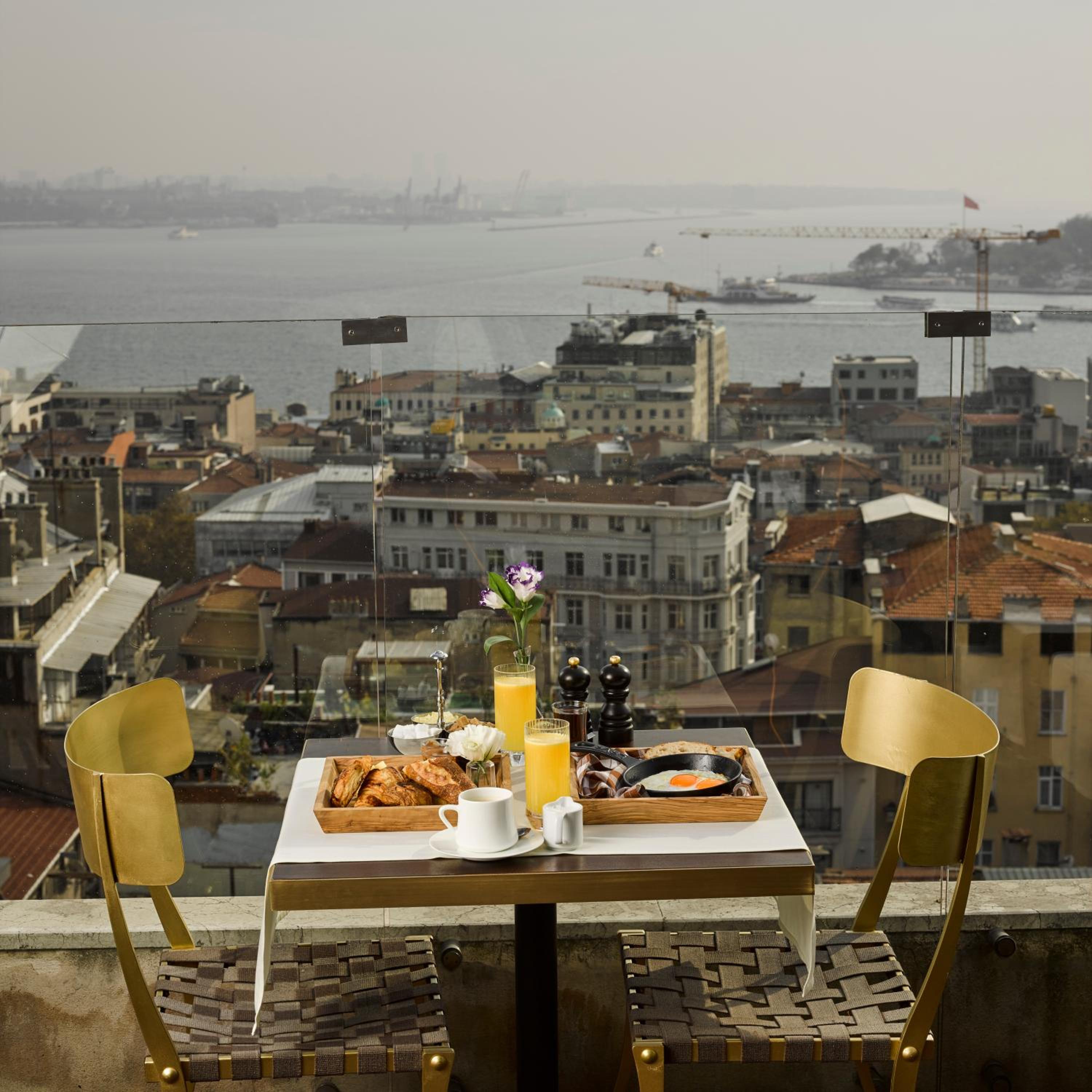 Georges Otel Galata - Image 104