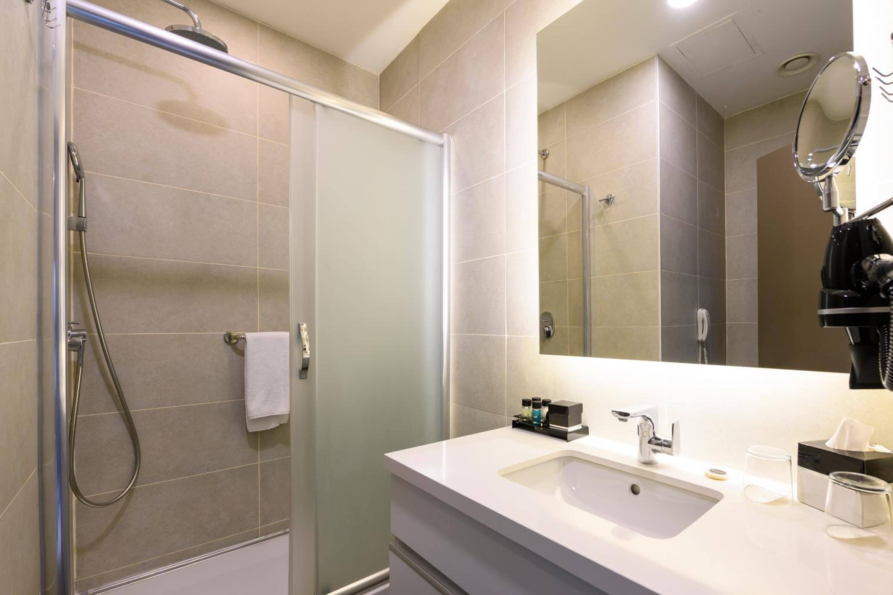 La Quinta by Wyndham İstanbul Güneşli - Image 27