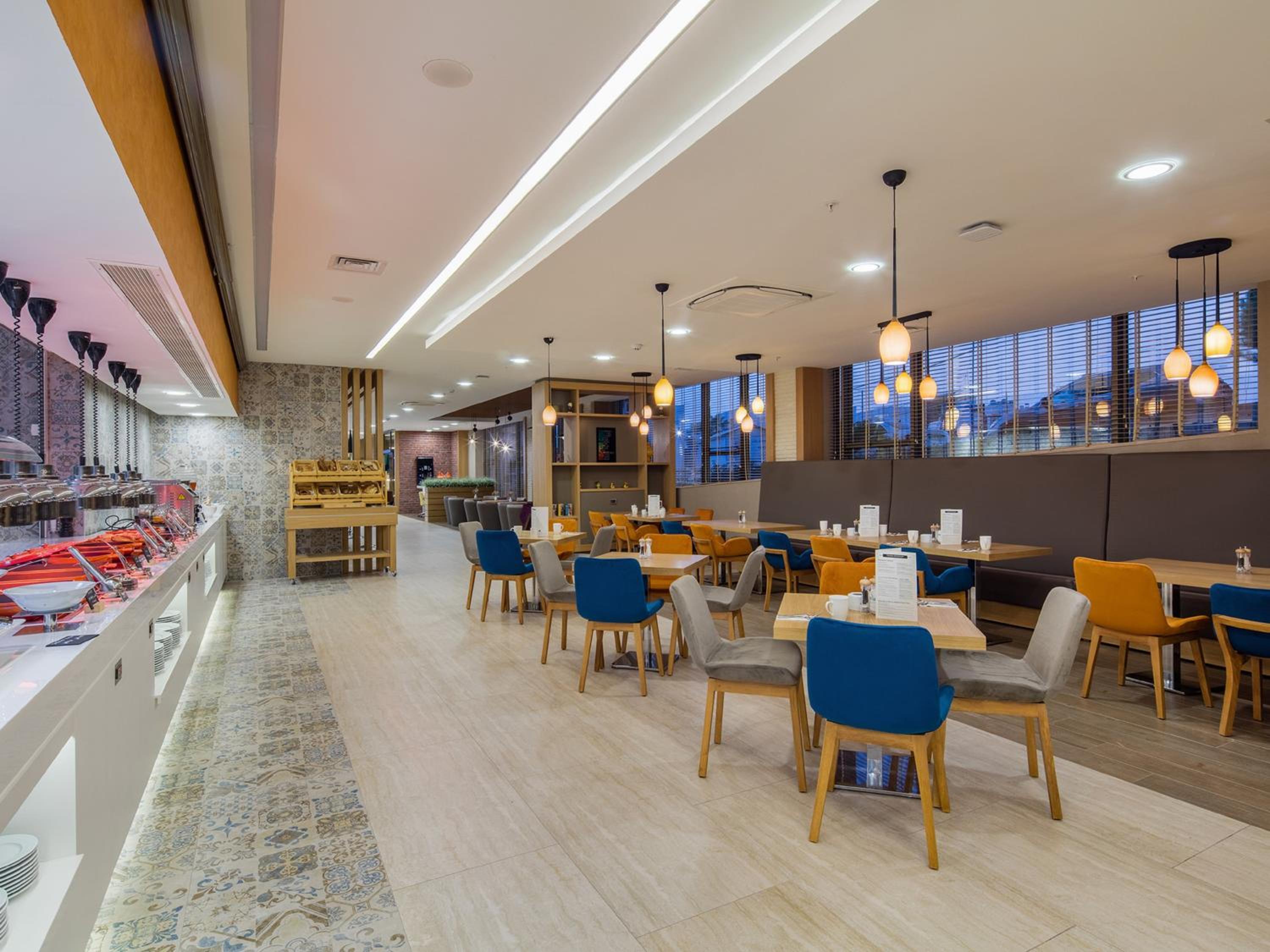 Holiday Inn Antalya - Lara, an IHG Hotel - Image 11