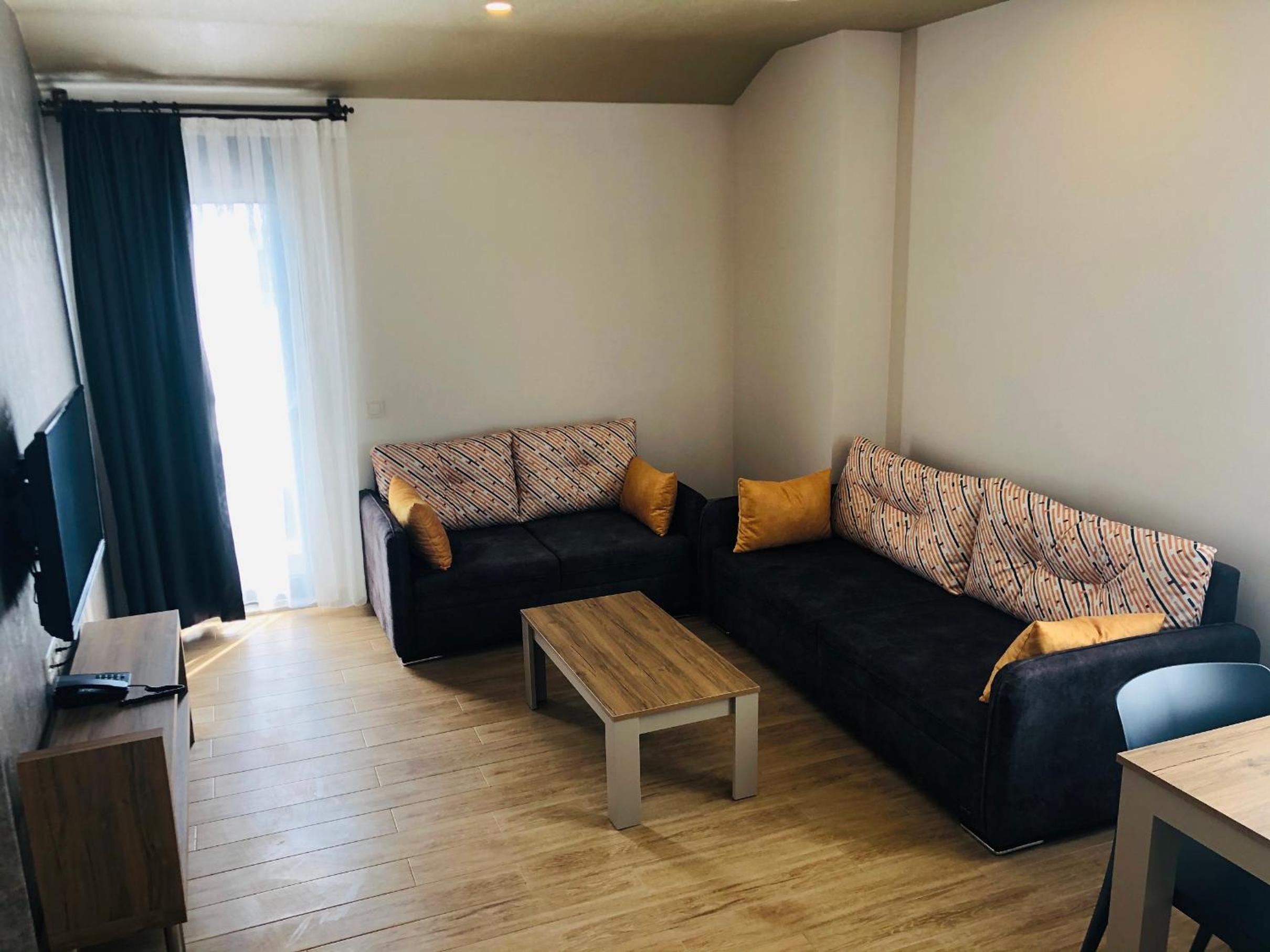 Golden World Suite Hotel - Image 32