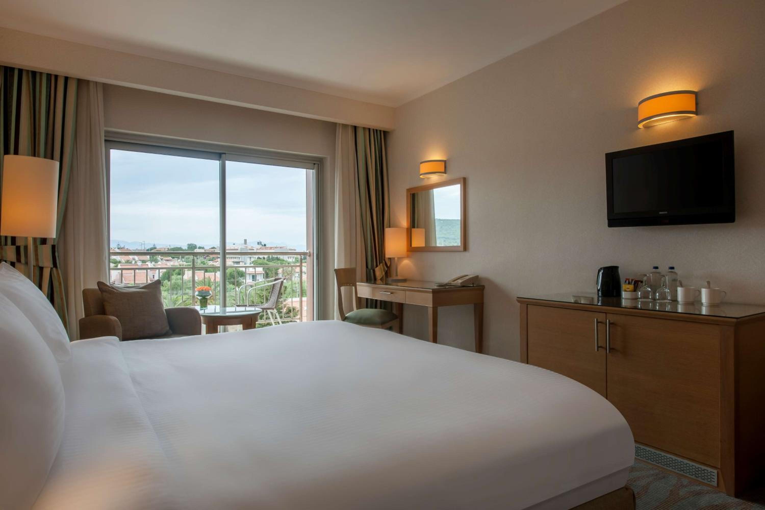 Radisson Blu Resort & Spa Cesme - Image 6