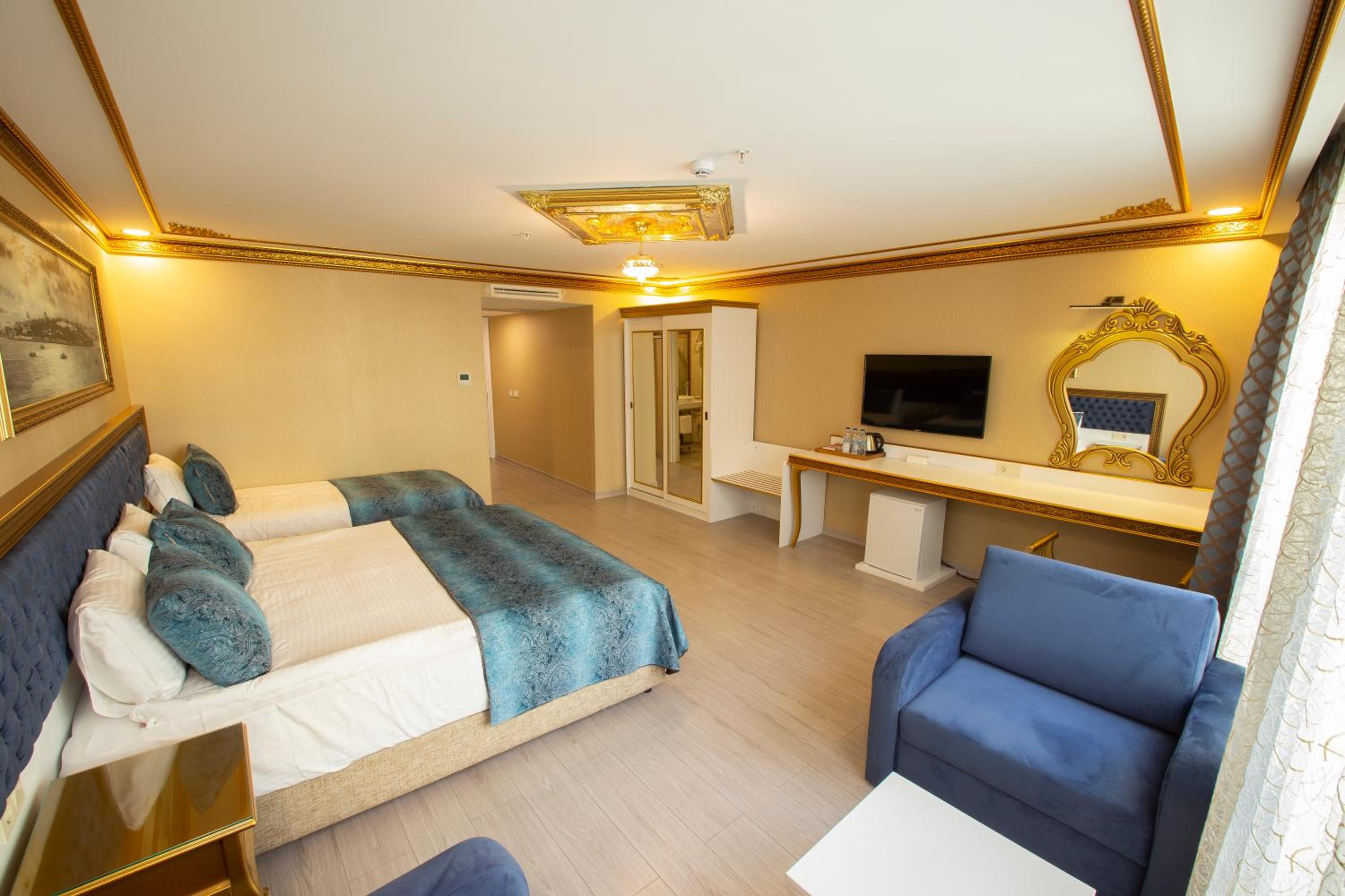 Empire Suite Hotel - Image 6