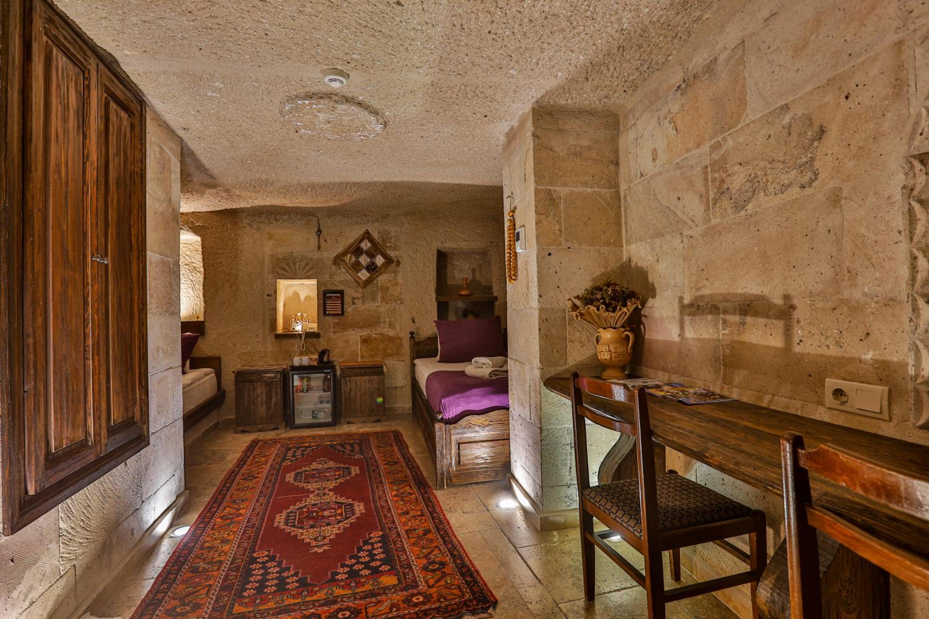 Hidden Cave Hotel - Image 98