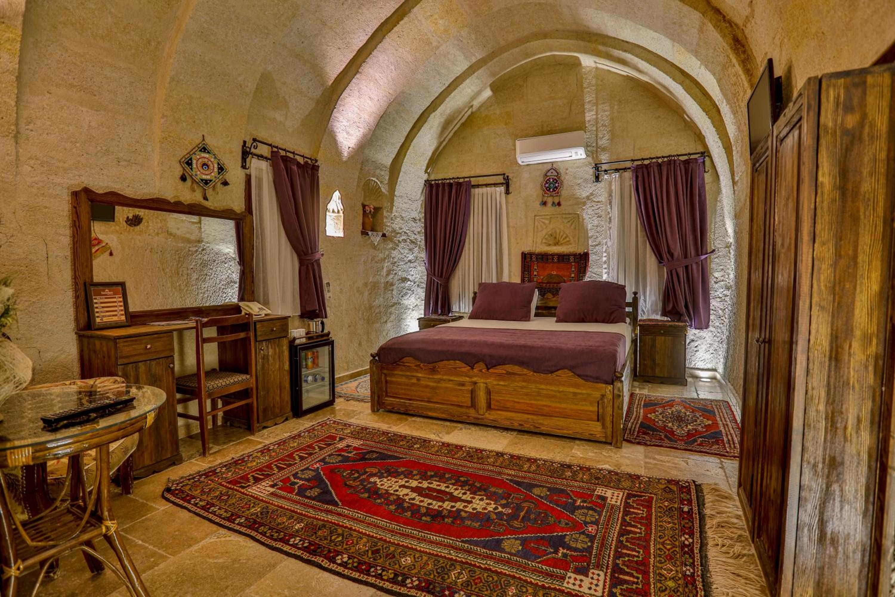 Hidden Cave Hotel - Image 34