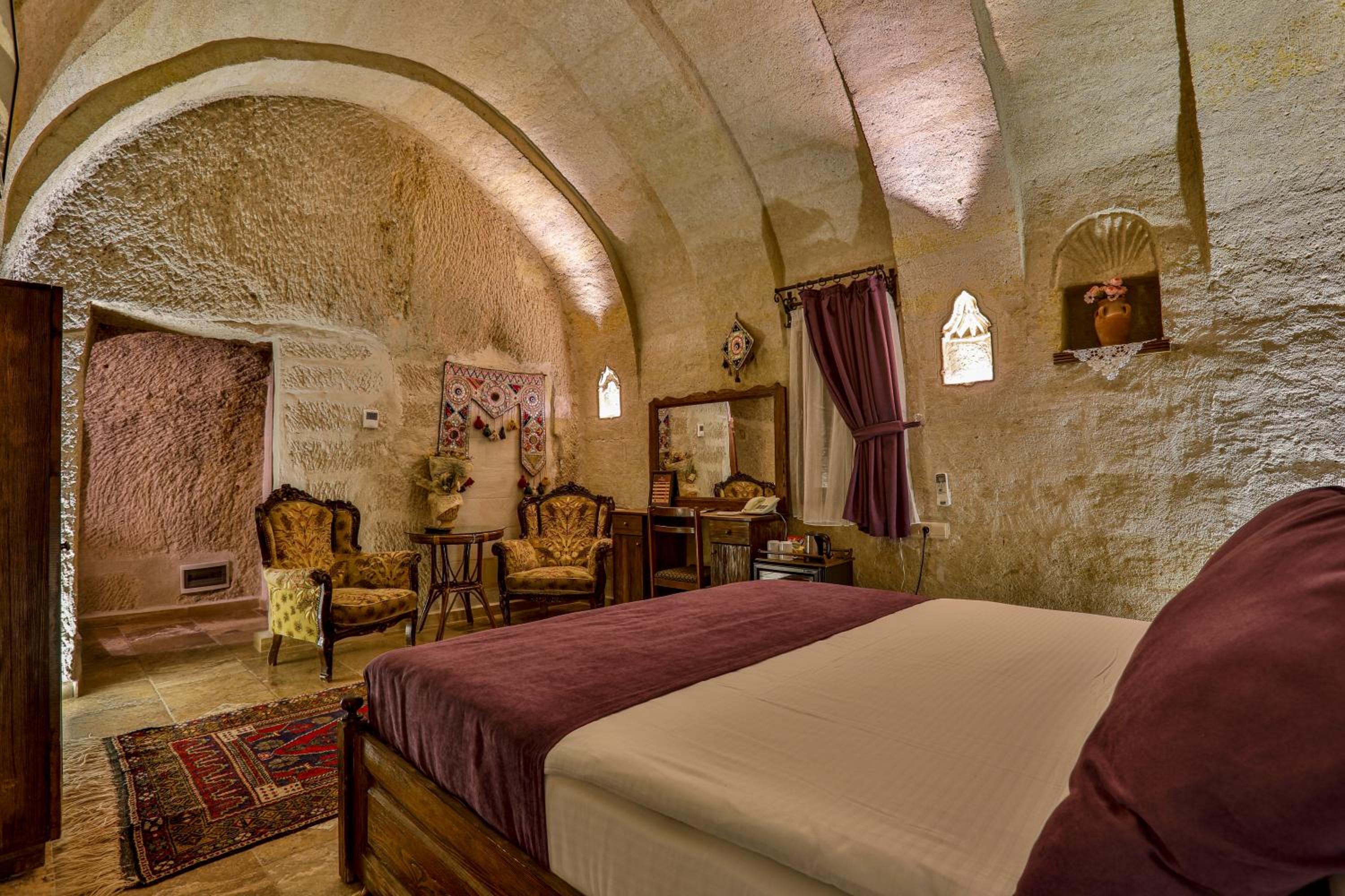 Hidden Cave Hotel - Image 33