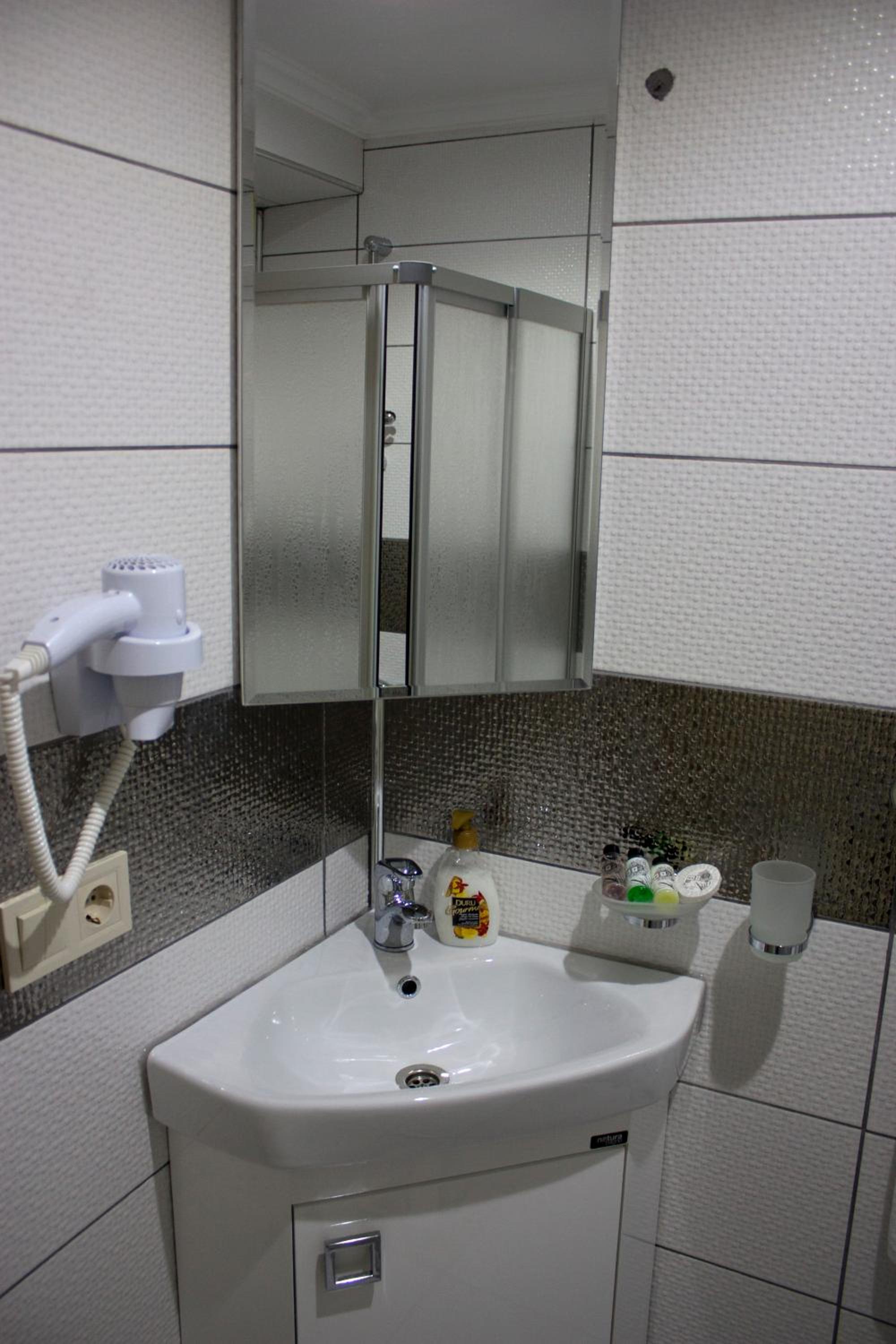 Istanbul Central Otel - Image 6