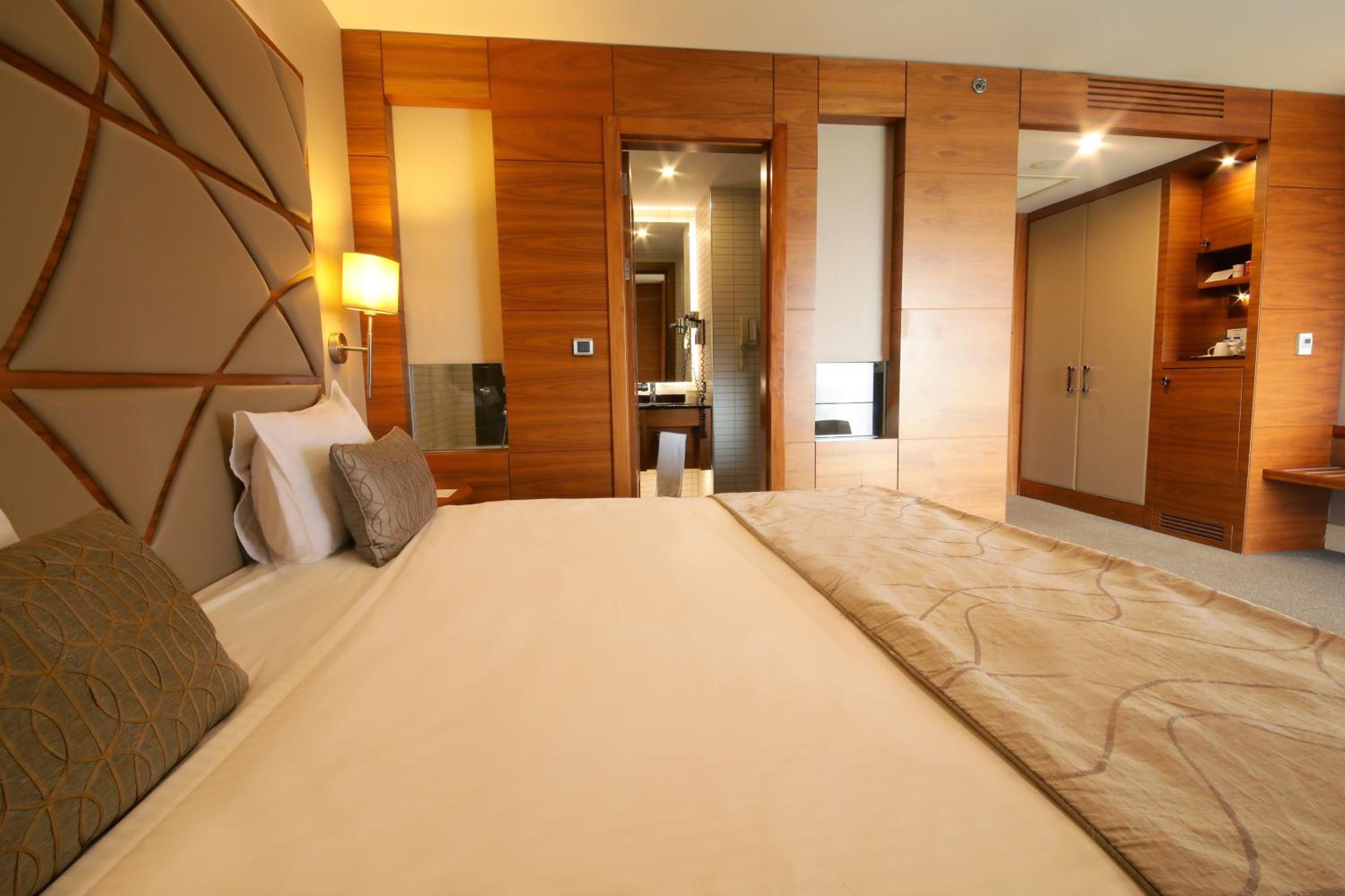 Cevahir Hotel Istanbul Asia - Image 18