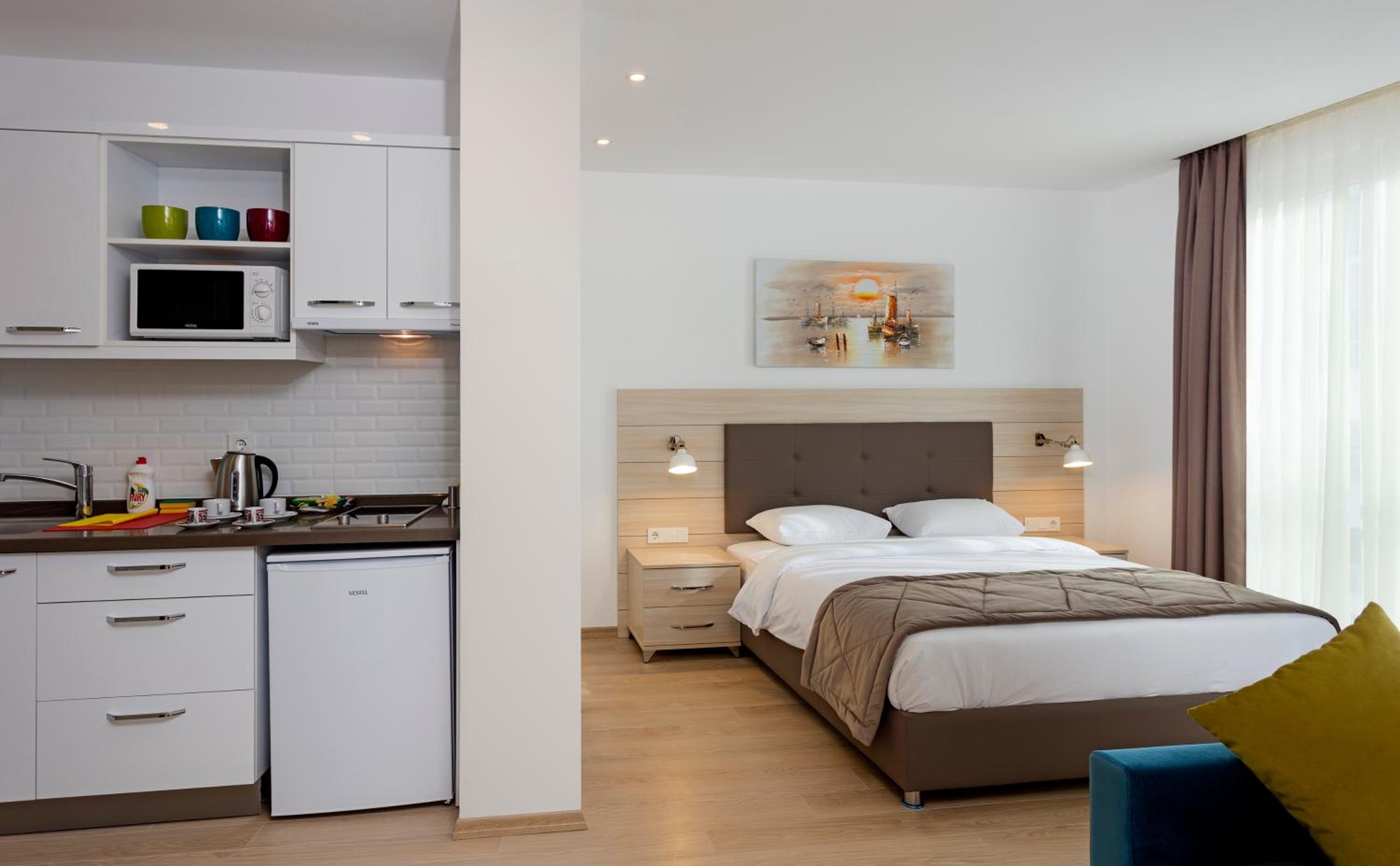 The Room Hotel & Apartments - Image 45