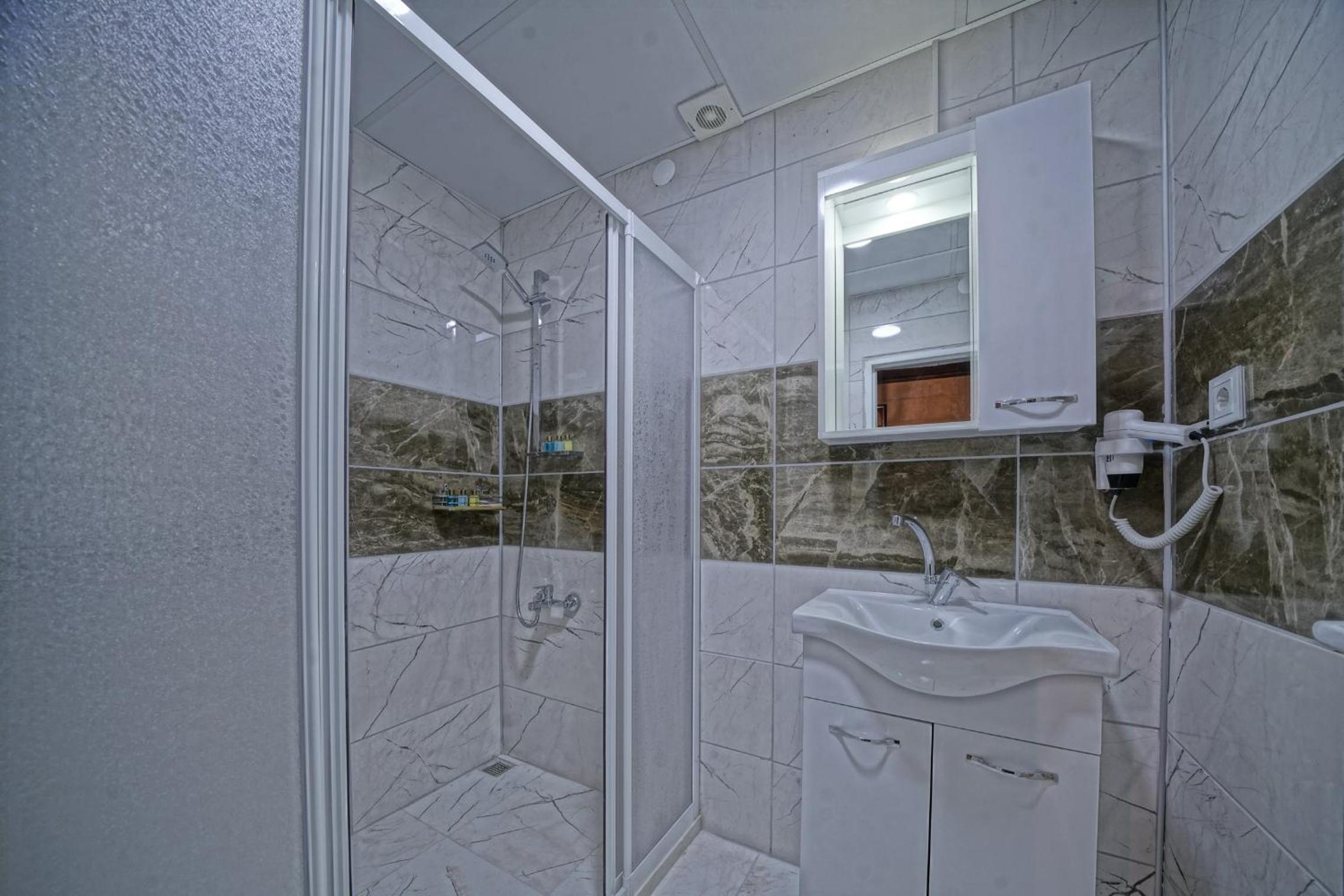 Epoch Stone House - Image 22