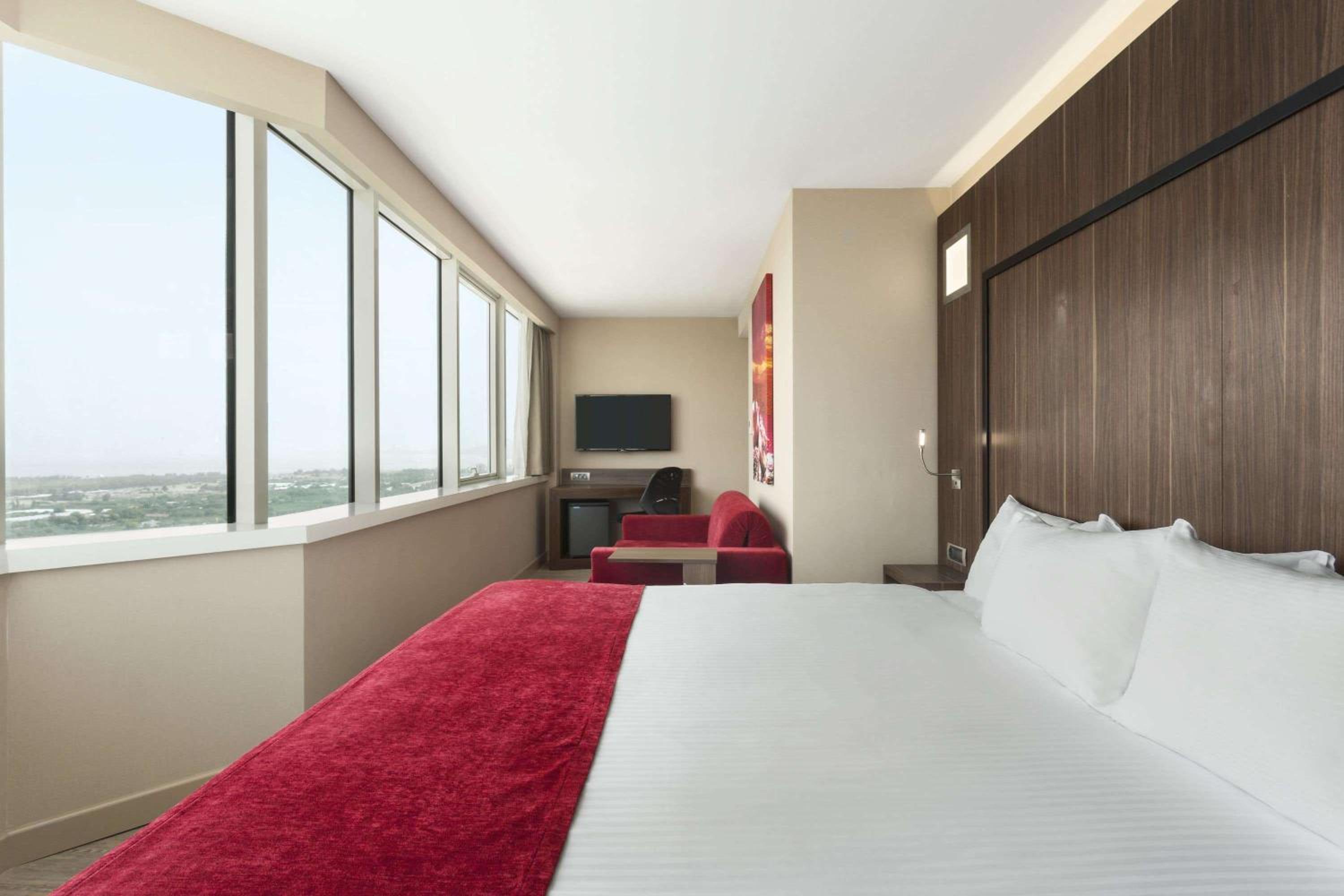 Ramada Encore by Wyndham İzmir - Image 81