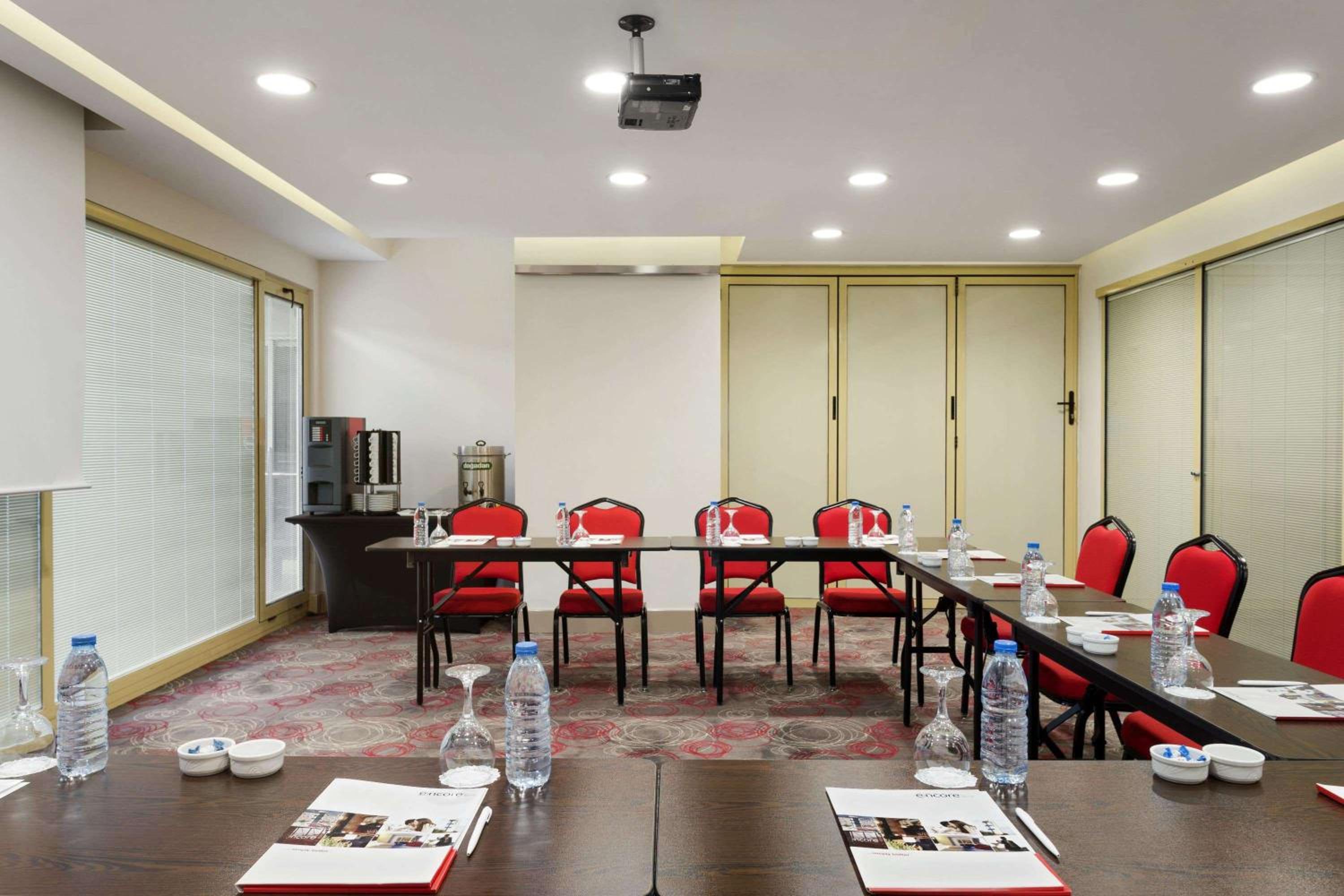 Ramada Encore by Wyndham İzmir - Image 28