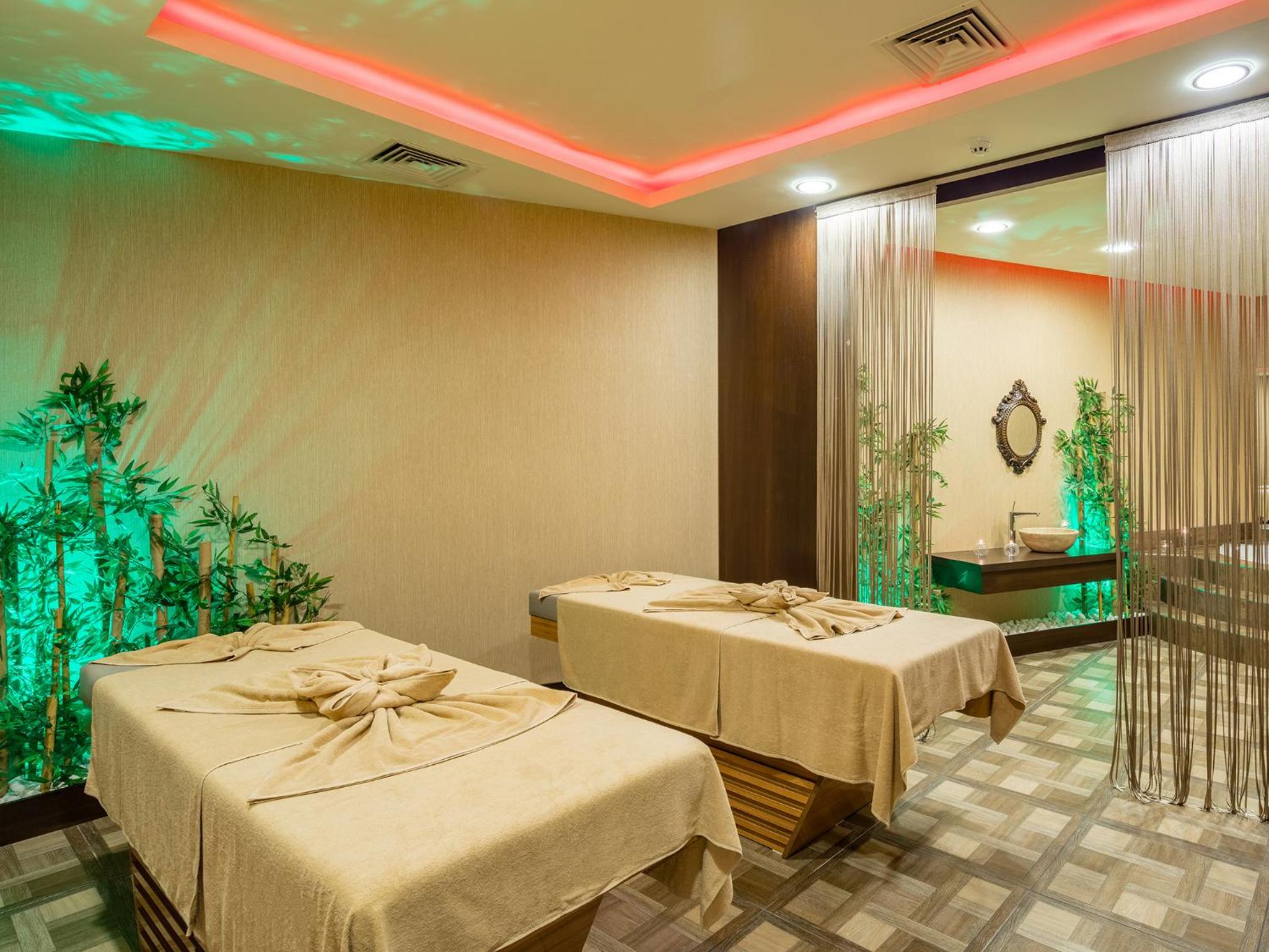 Holiday Inn Antalya - Lara, an IHG Hotel - Image 91
