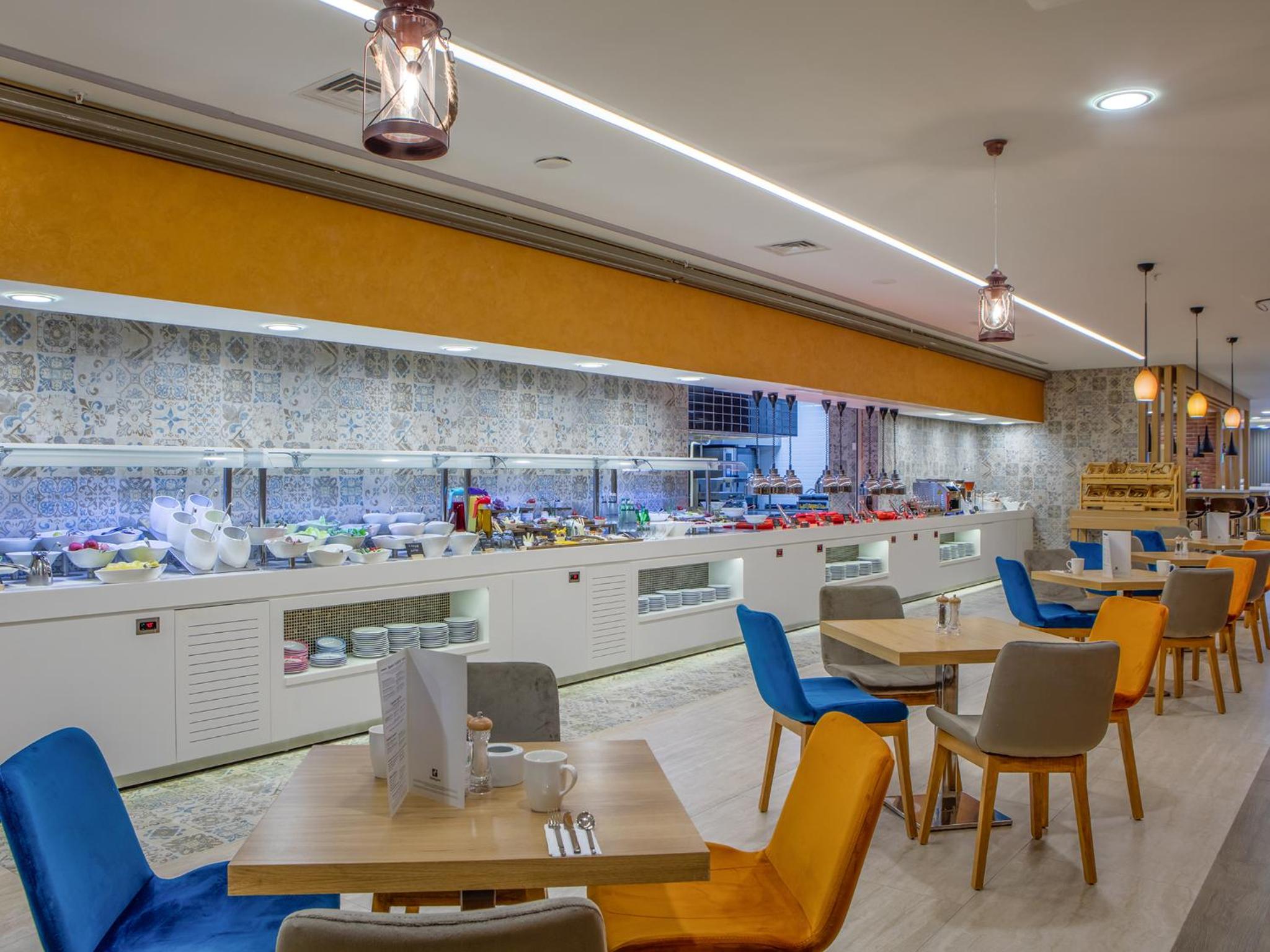 Holiday Inn Antalya - Lara, an IHG Hotel - Image 85