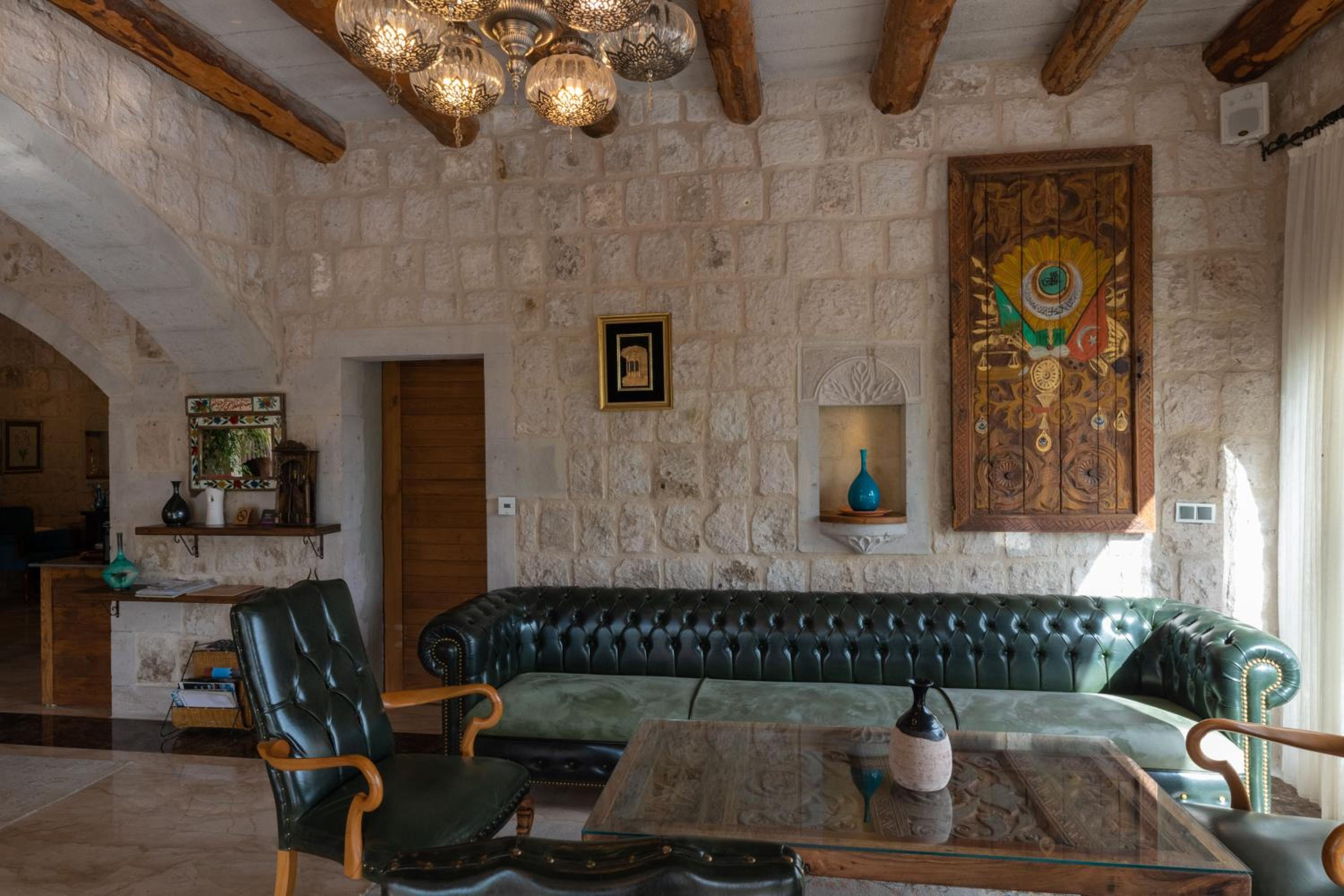 Hera Cave Suites - Image 254