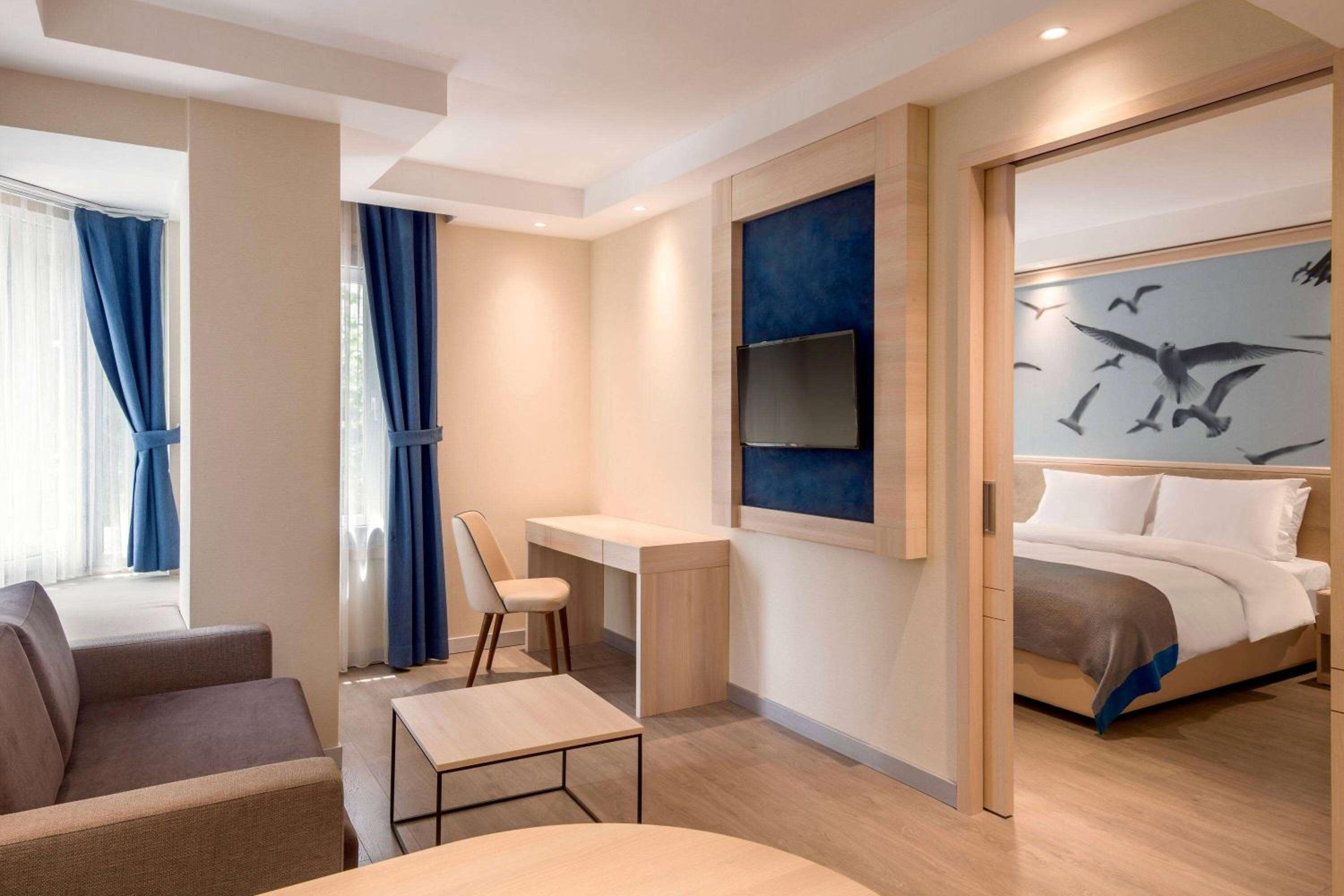 Ramada by Wyndham İstanbul Eski Şehir - Image 5