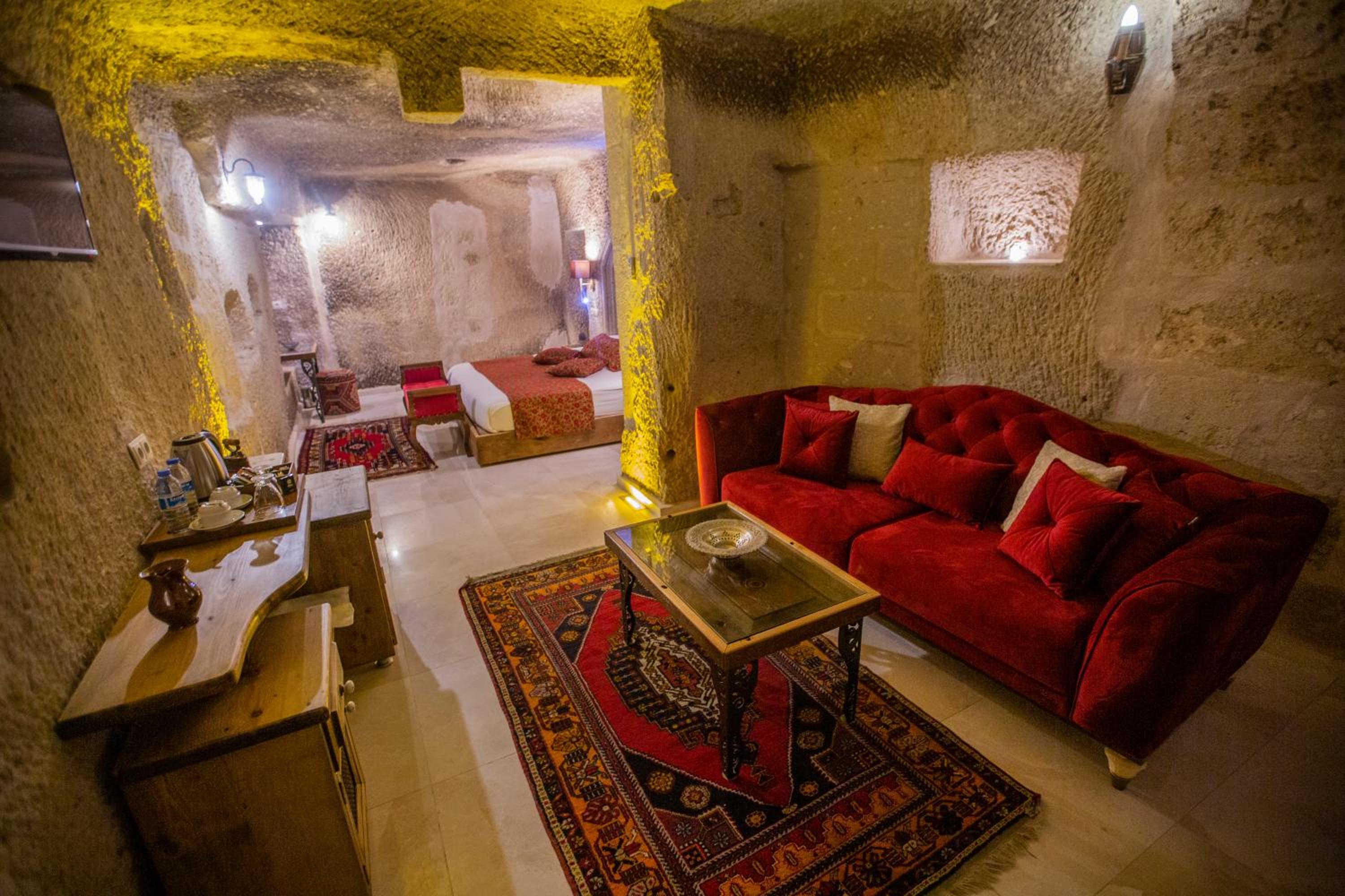Divan Cave House - Image 90