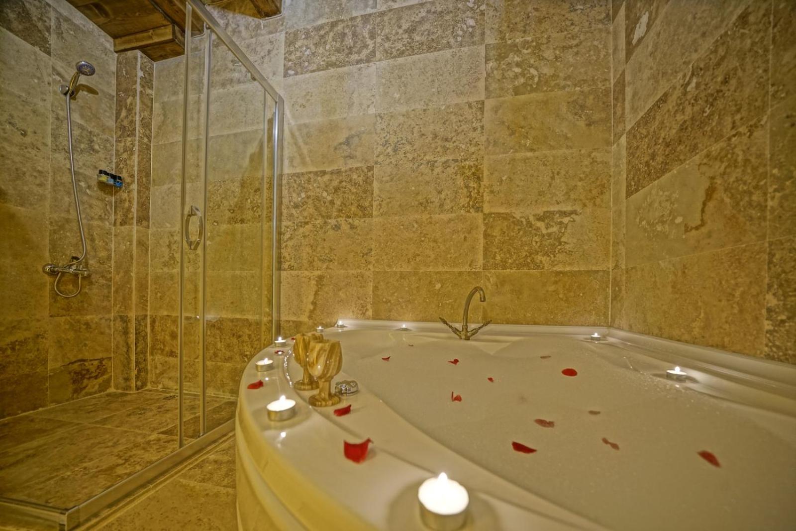 Balloon Cave Hotel - Image 123